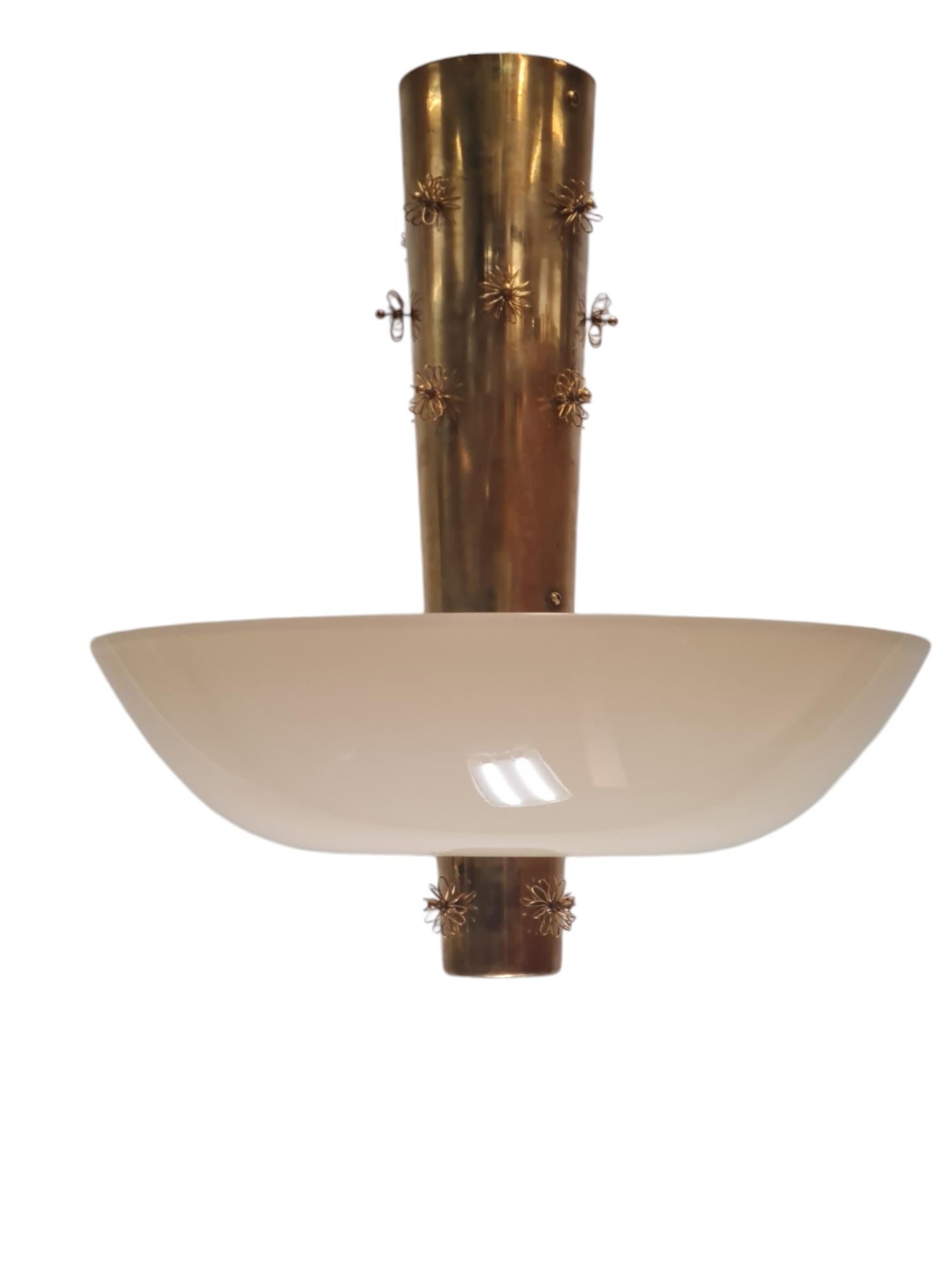 Paavo Tynell Ceiling Lamp Cannon Shell Model 9040, Brass & Opaline, 1950s Idman For Sale 4