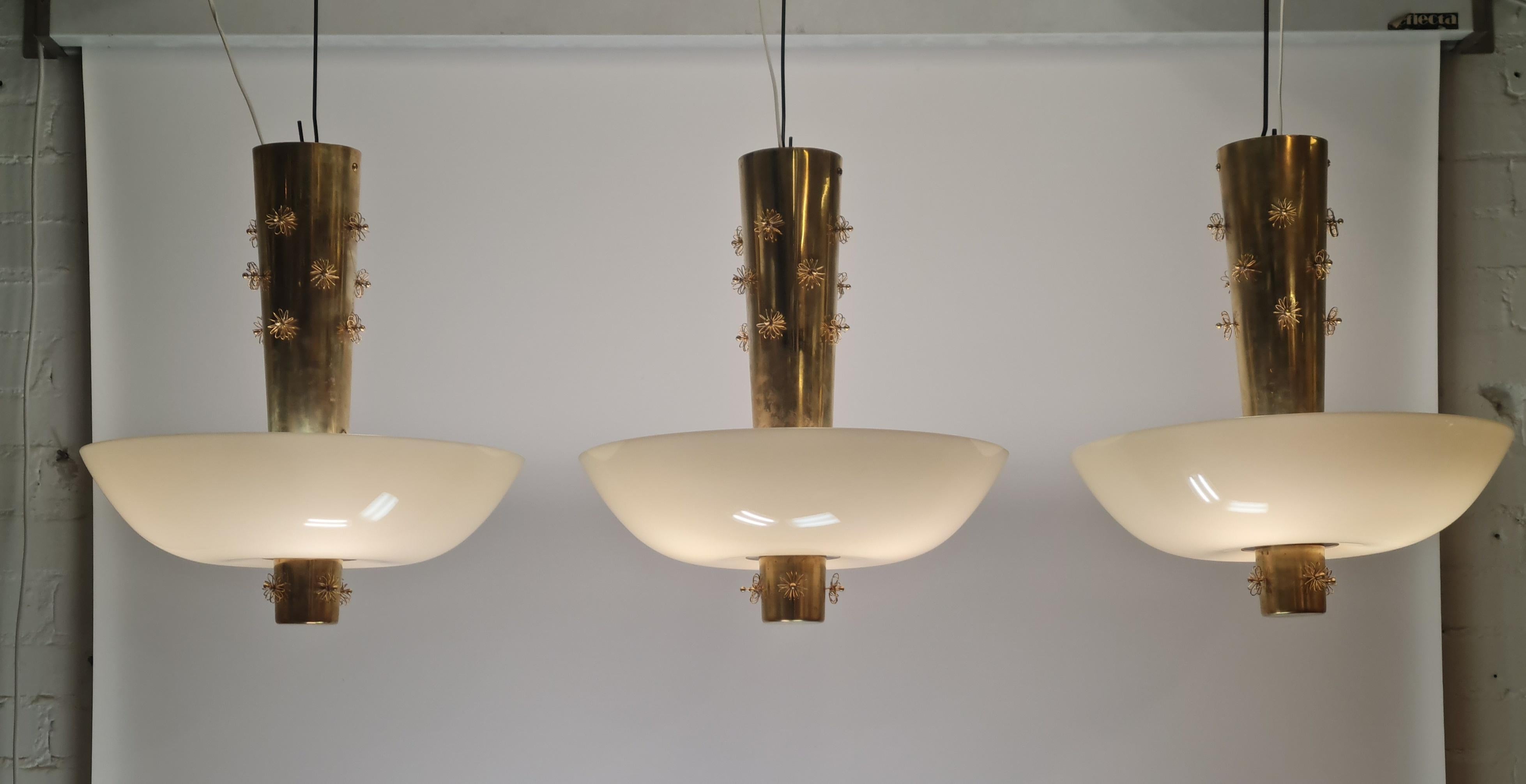 Paavo Tynell Ceiling Lamp Cannon Shell Model 9040, Brass & Opaline, 1950s Idman For Sale 11