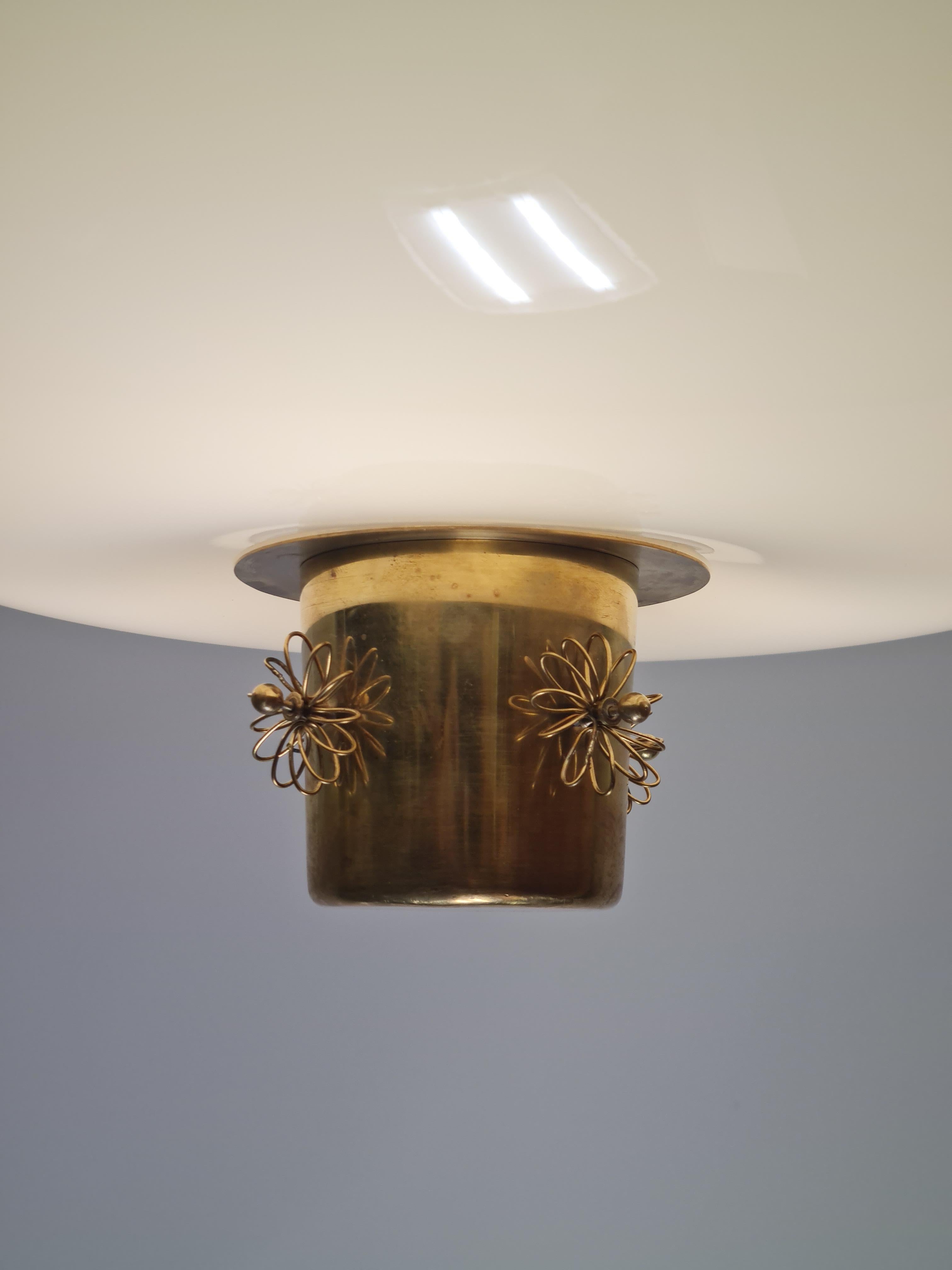 Paavo Tynell Ceiling Lamp Cannon Shell Model 9040, Brass & Opaline, 1950s Idman For Sale 12