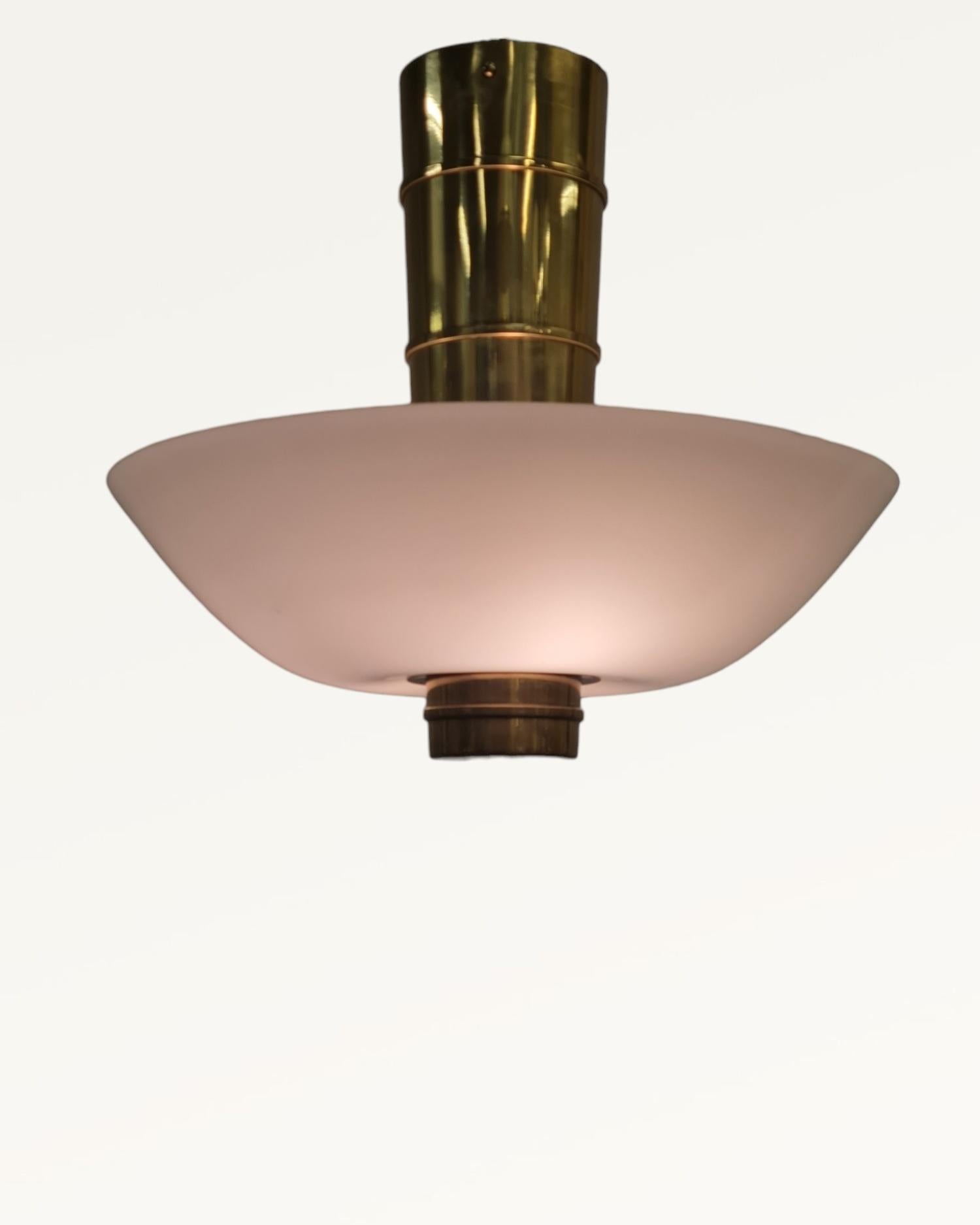 Finnish Paavo Tynell ceiling lamp model no. 9053 For Sale