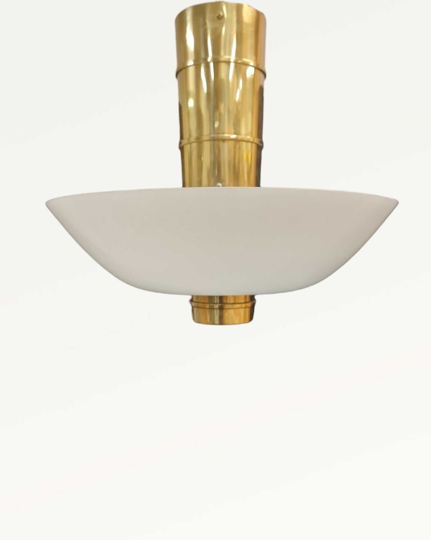 Paavo Tynell ceiling lamp model no. 9053 In Good Condition For Sale In Helsinki, FI