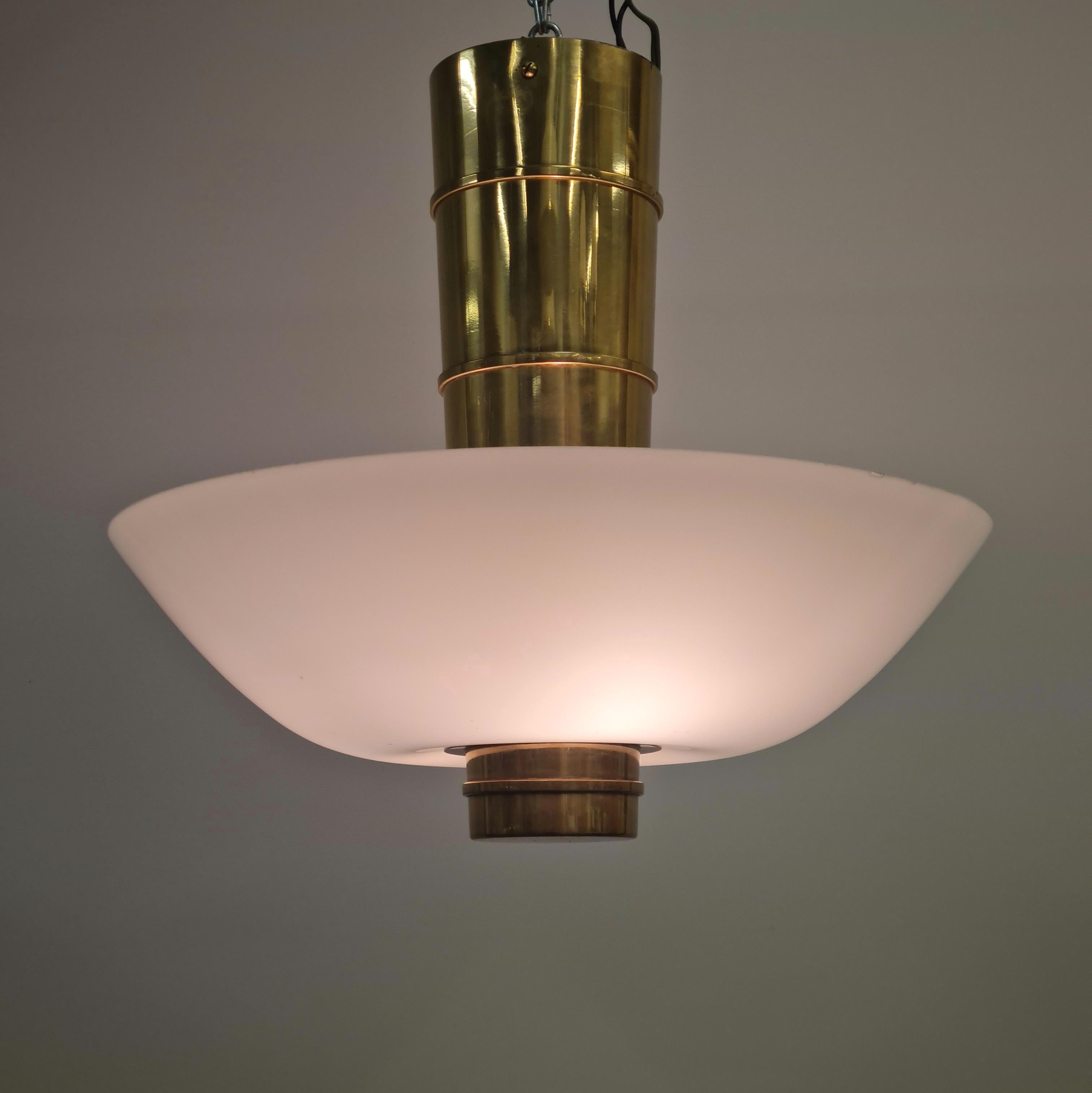 Mid-20th Century Paavo Tynell ceiling lamp model no. 9053 For Sale