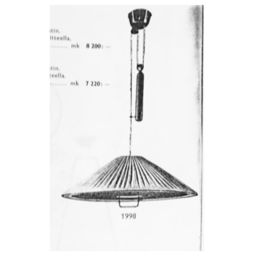 Lampada da soffitto regolabile Paavo Tynell modello A1998 in ottone, bianco e rattan, anni '50 in vendita 2