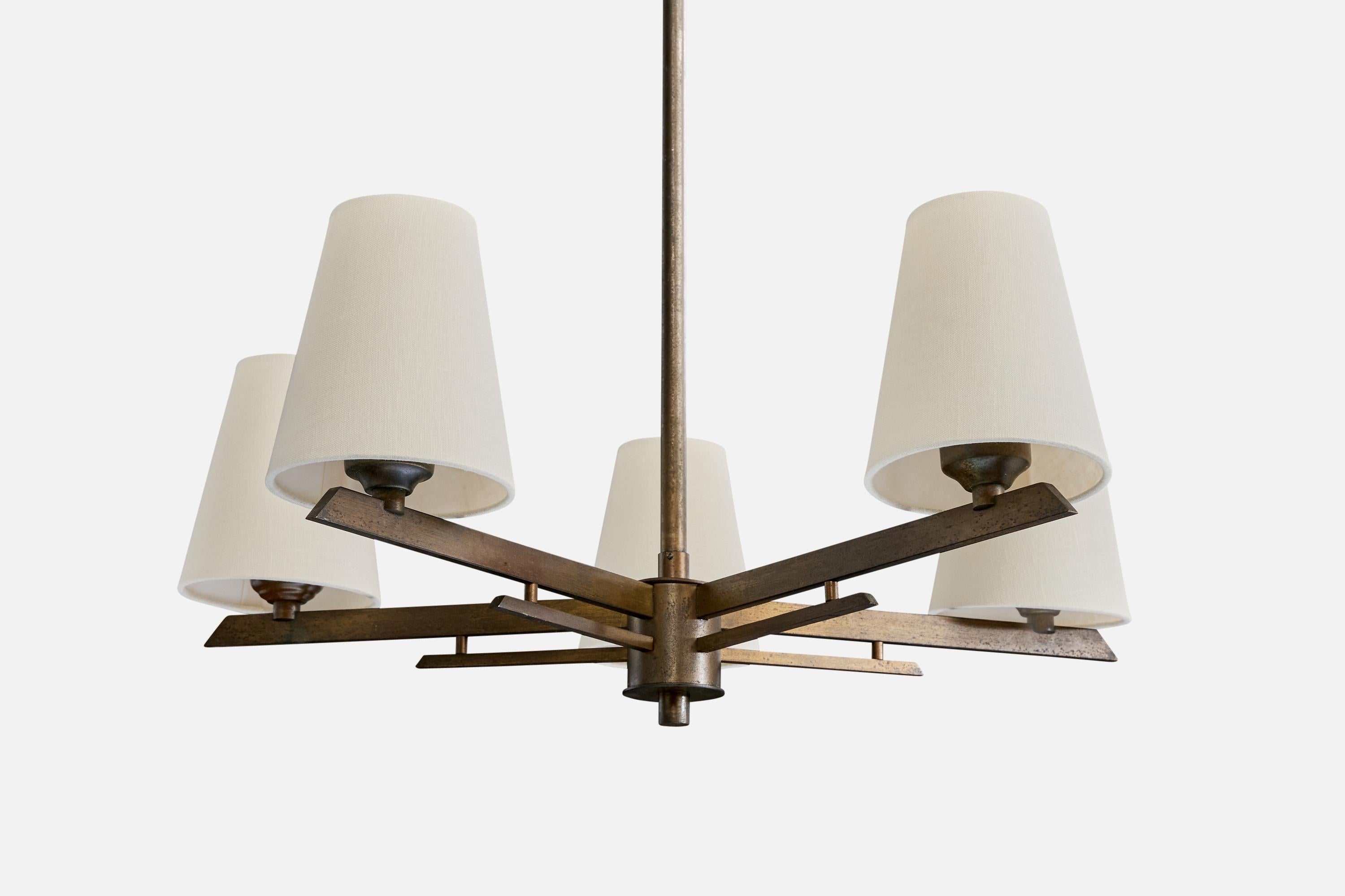 Paavo Tynell, Chandelier, Brass, Fabric, Finland, 1940s In Good Condition For Sale In High Point, NC