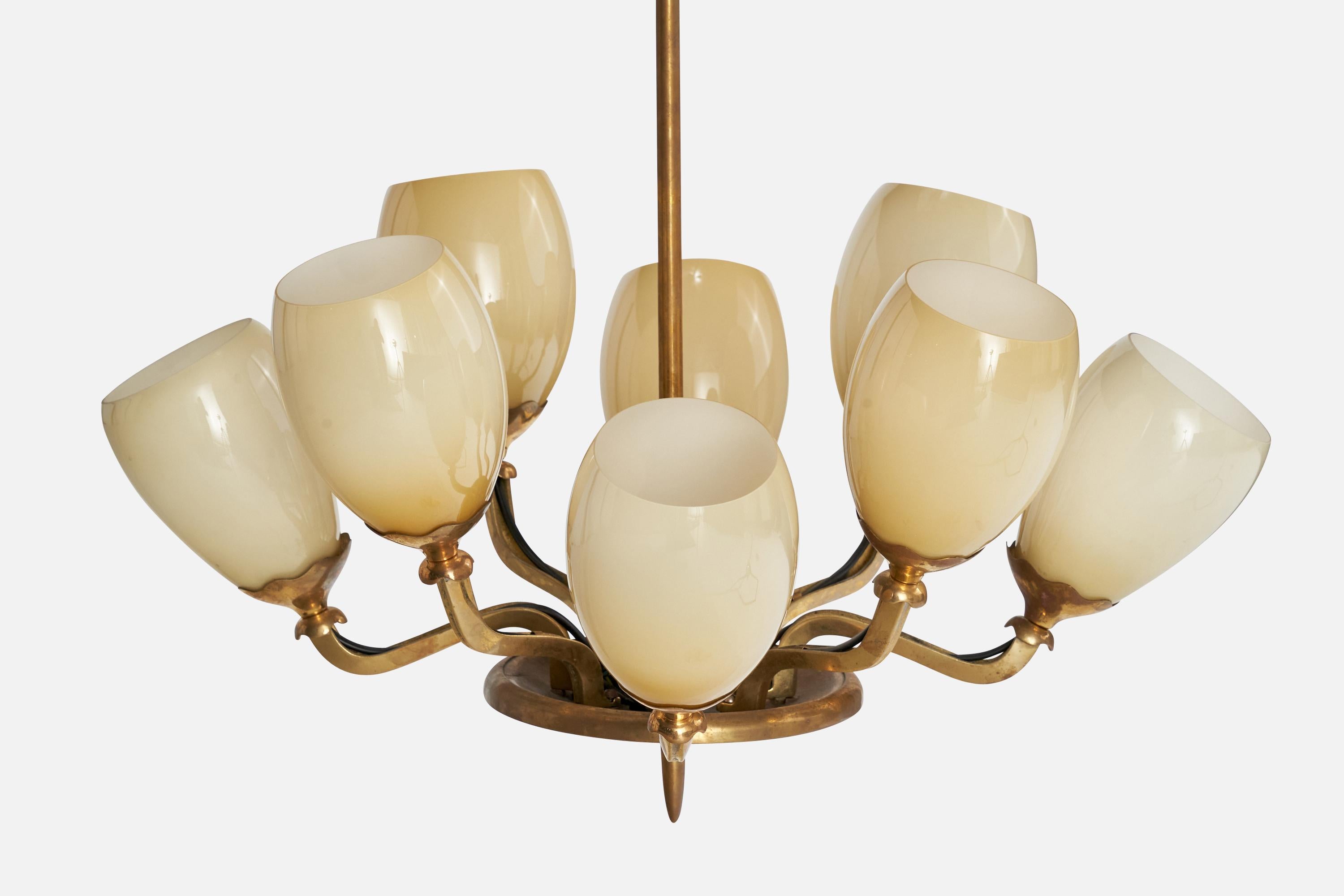 Paavo Tynell, Chandelier, Brass, Glass, Finland, 1940s In Good Condition In High Point, NC