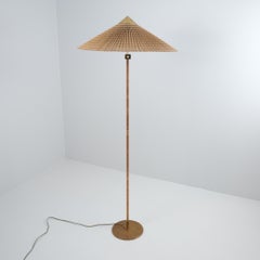 Paavo Tynell Chinese Hat Floor Lamp 9602 in Brass and Rattan, Taito 1940s