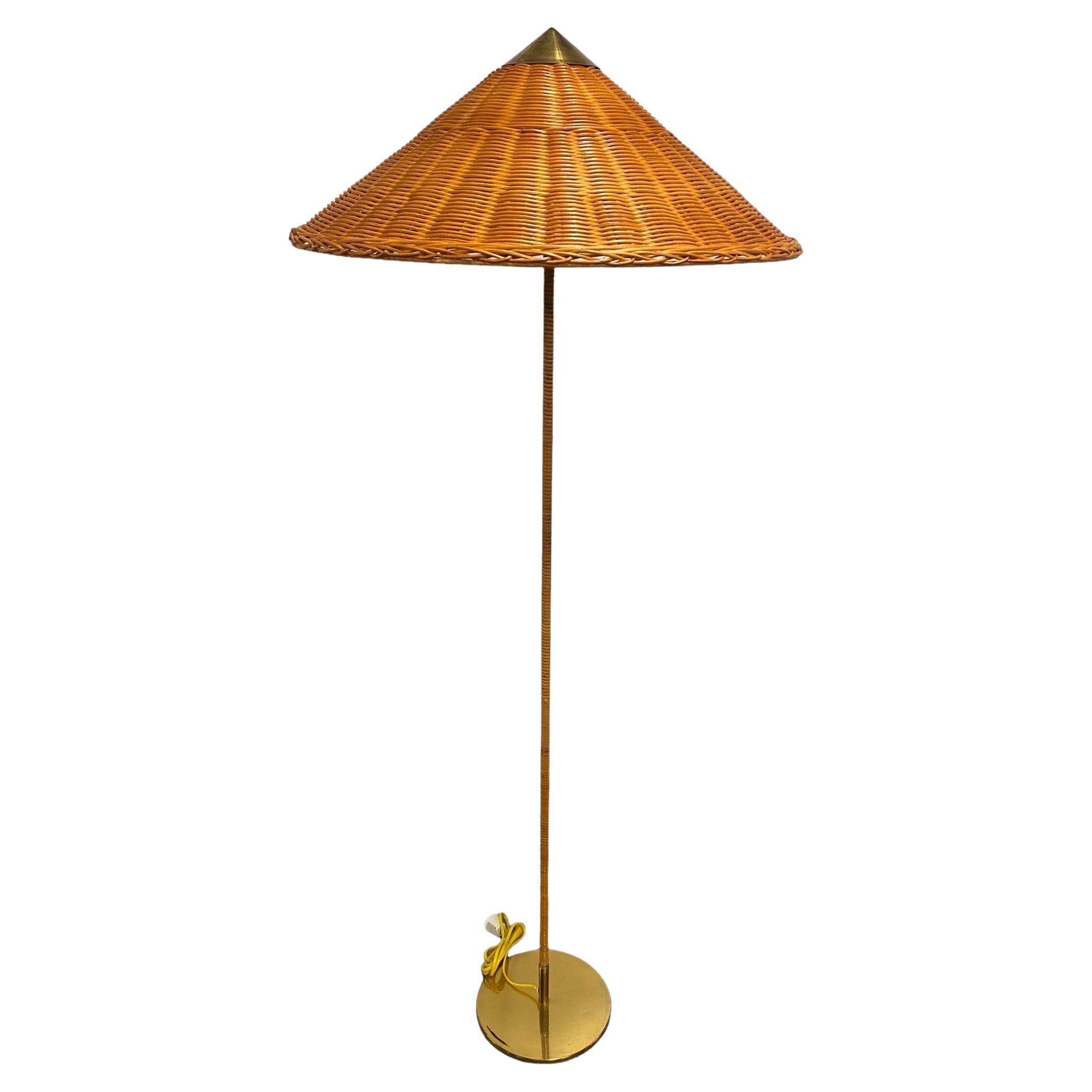 Stehlampe „Chinesischer Hut“ von Paavo Tynell, 9602, Taito 1940er Jahre im Angebot