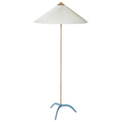 Paavo Tynell Chinese Hat Stehlampe Modell 9615:: Taito Oy:: 1940er Jahre:: Finnland