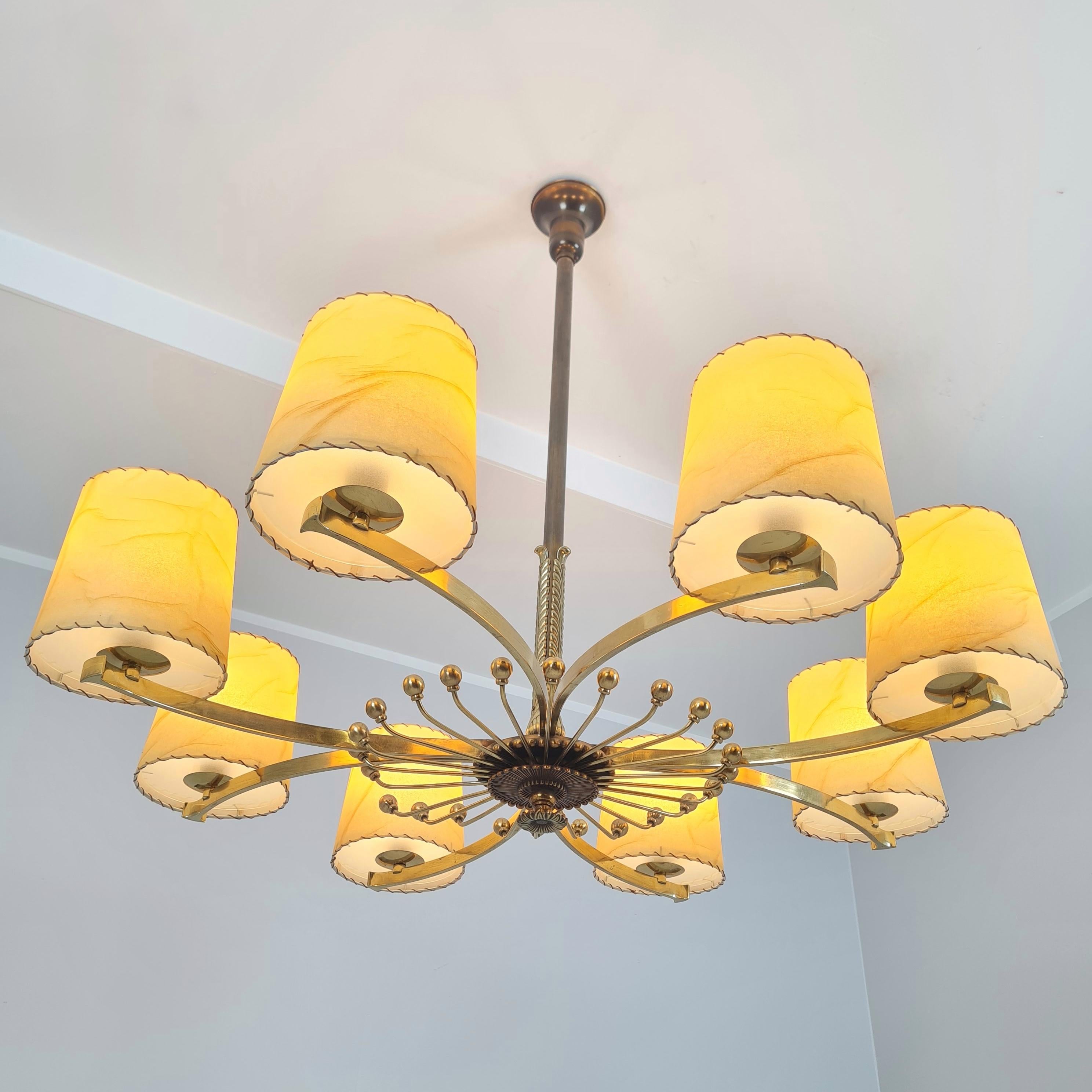 Lampada da soffitto su commissione di Paavo Tynell, ottone, bronzo e pergamena, Taito 1930 in vendita 8