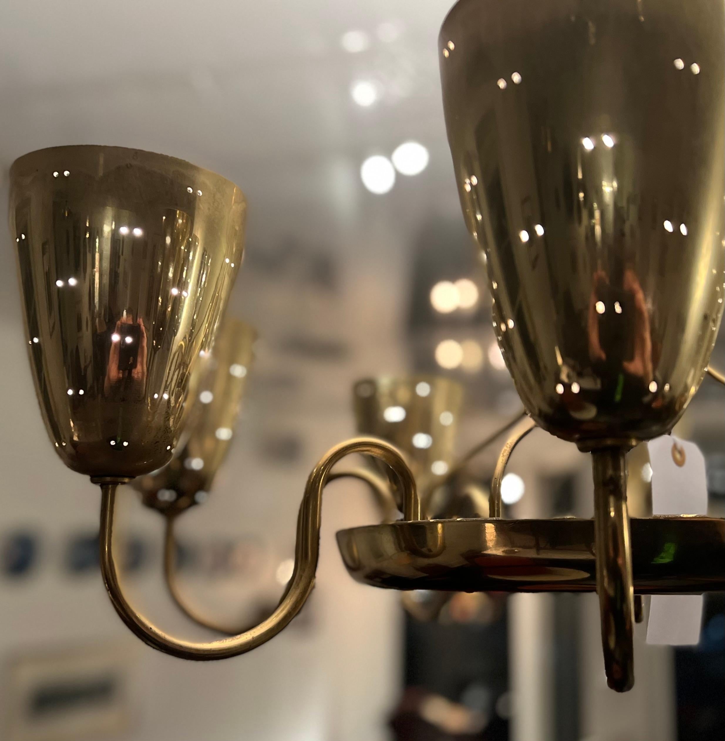 Canadese Lampadario a otto bracci in ottone 
