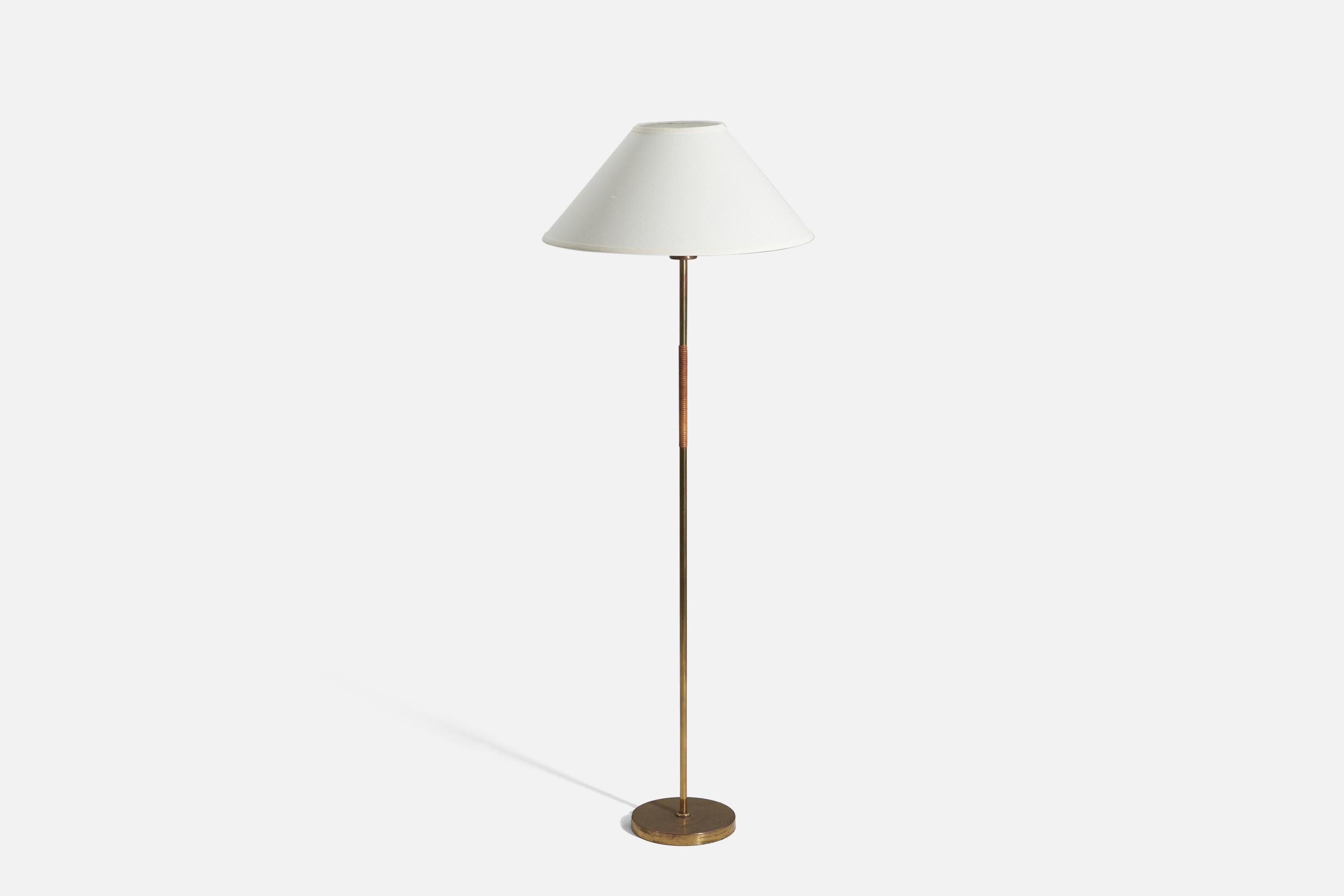 Mid-Century Modern Paavo Tynell, Floor Lamp, Brass, Rattan, Idman, Finland, 1950s For Sale