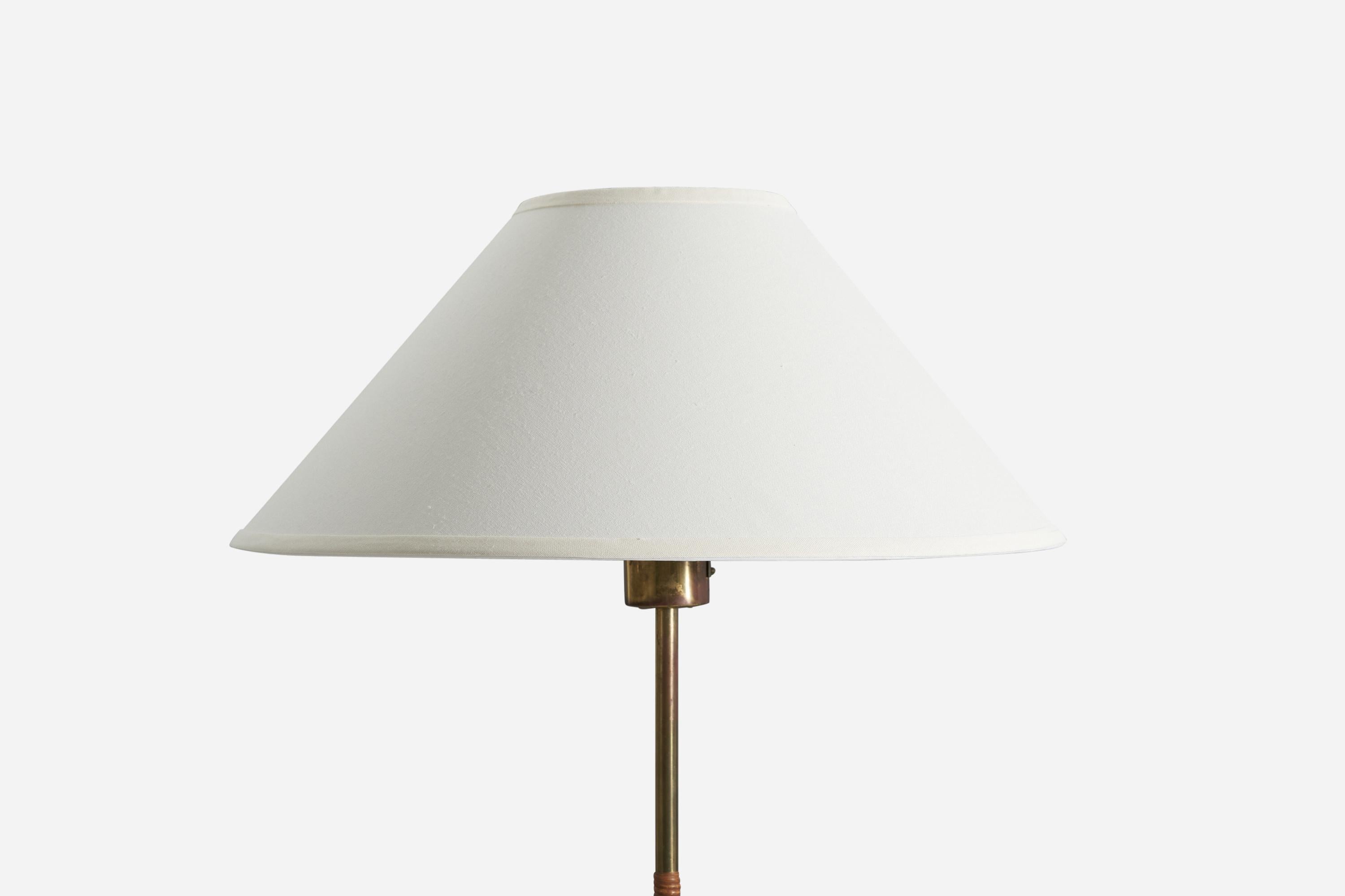 Mid-20th Century Paavo Tynell, Floor Lamp, Brass, Rattan, Idman, Finland, 1950s For Sale