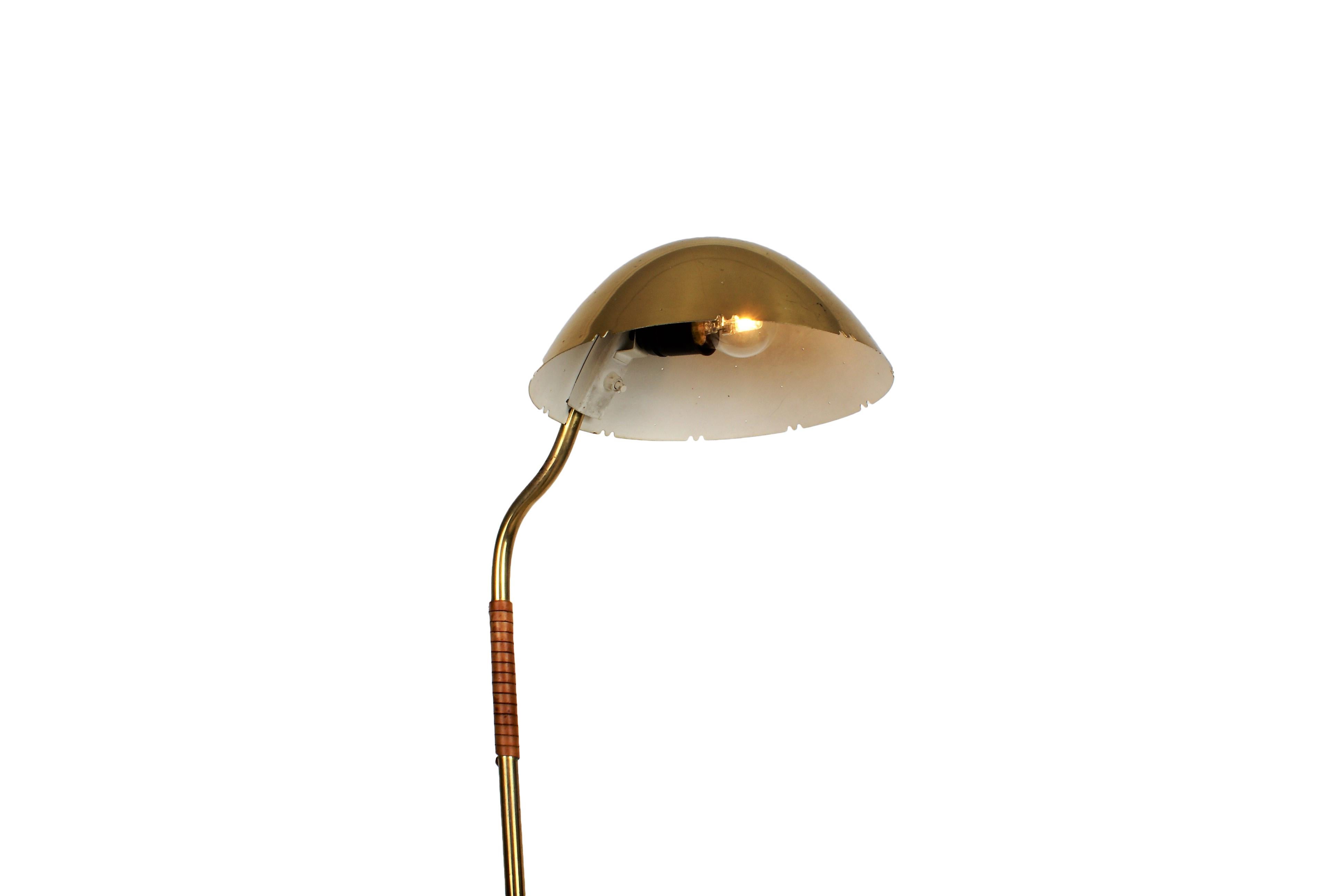 Paavo Tynell Floor Lamp in Brass for Taito, Finland, Model 9608, 1940s 2