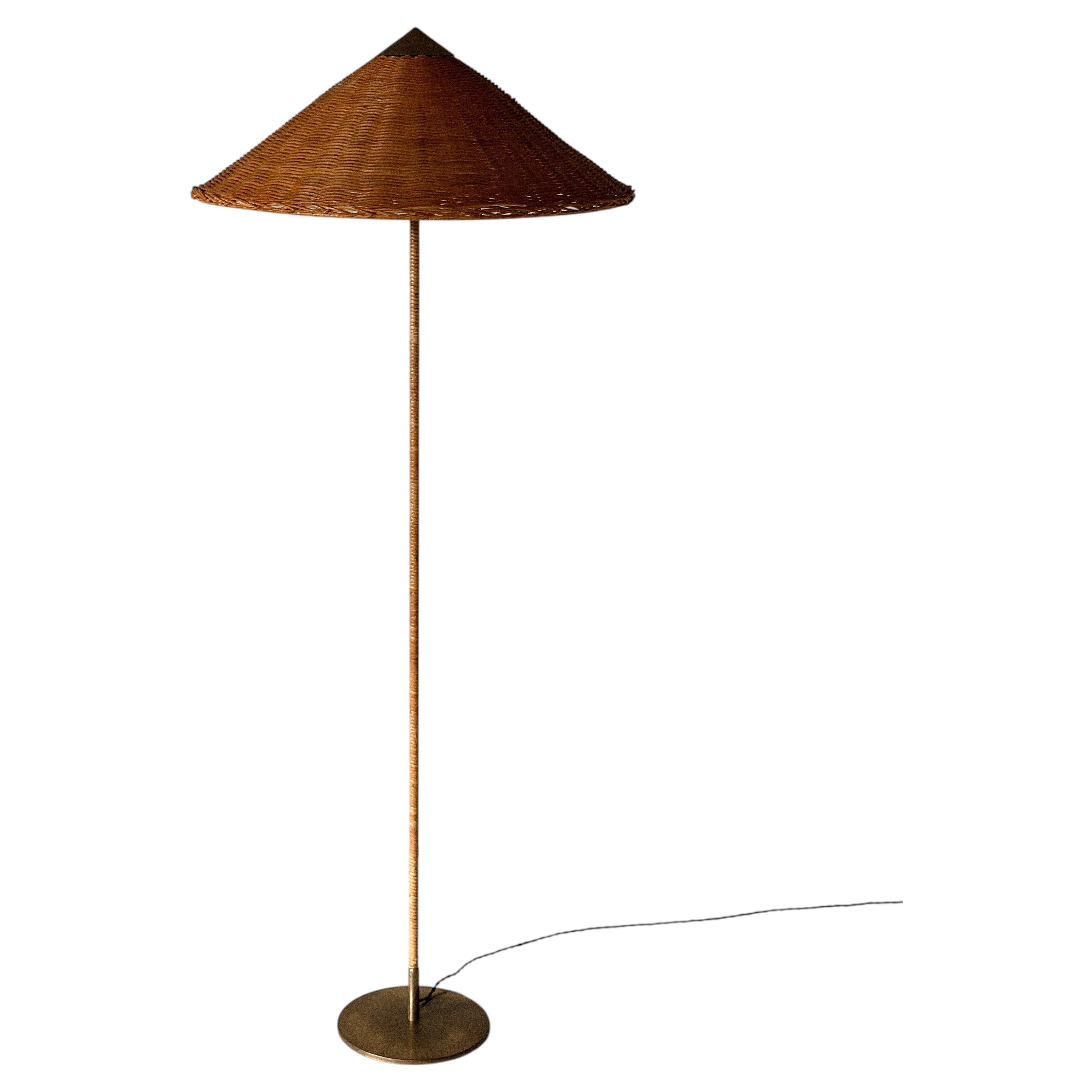 Paavo Tynell Floor Lamp Model 9602, "Chinese Hat", Taito, Finland, c. 1940s For Sale