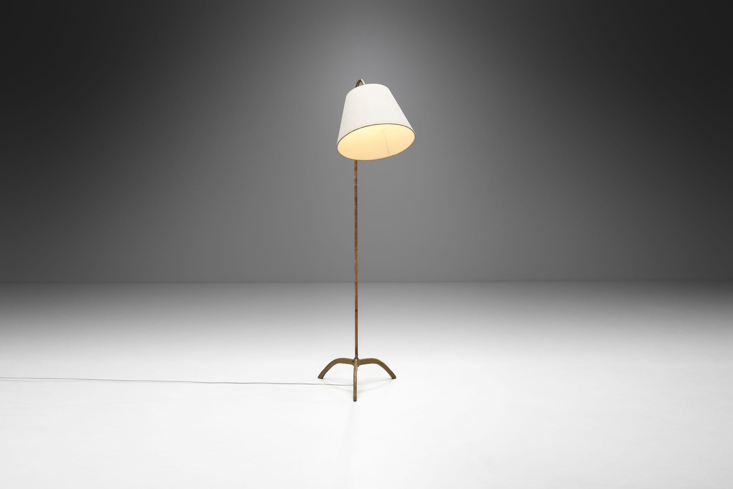 Finnish Paavo Tynell Floor Lamp Model ‘9609’ for Oy Taito AB, Finland, 1940s