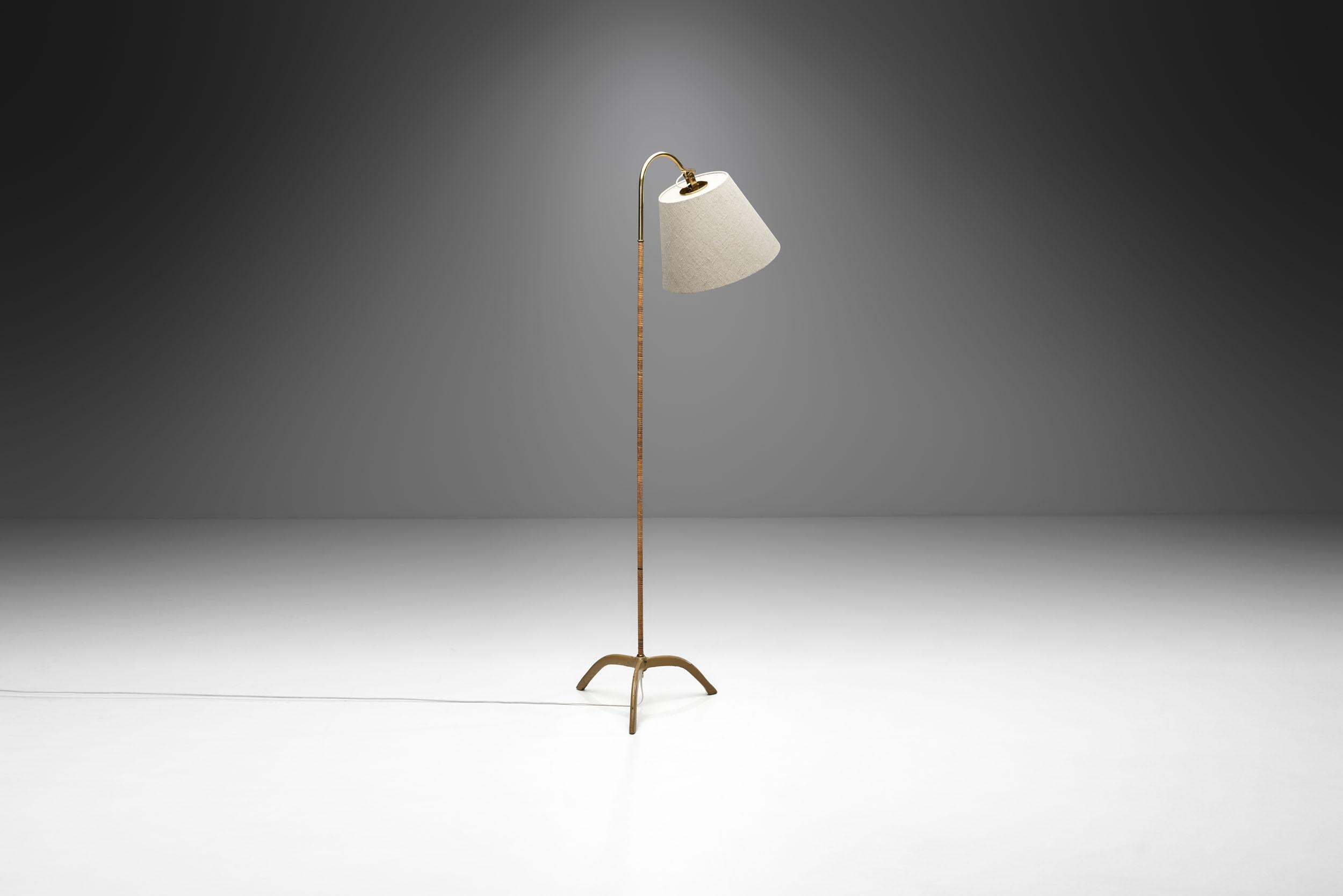 Paavo Tynell Floor Lamp Model ‘9609’ for Oy Taito AB, Finland, 1940s 1