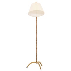 Lampadaire Paavo Tynell modèle 9609 produit par Taito Oy