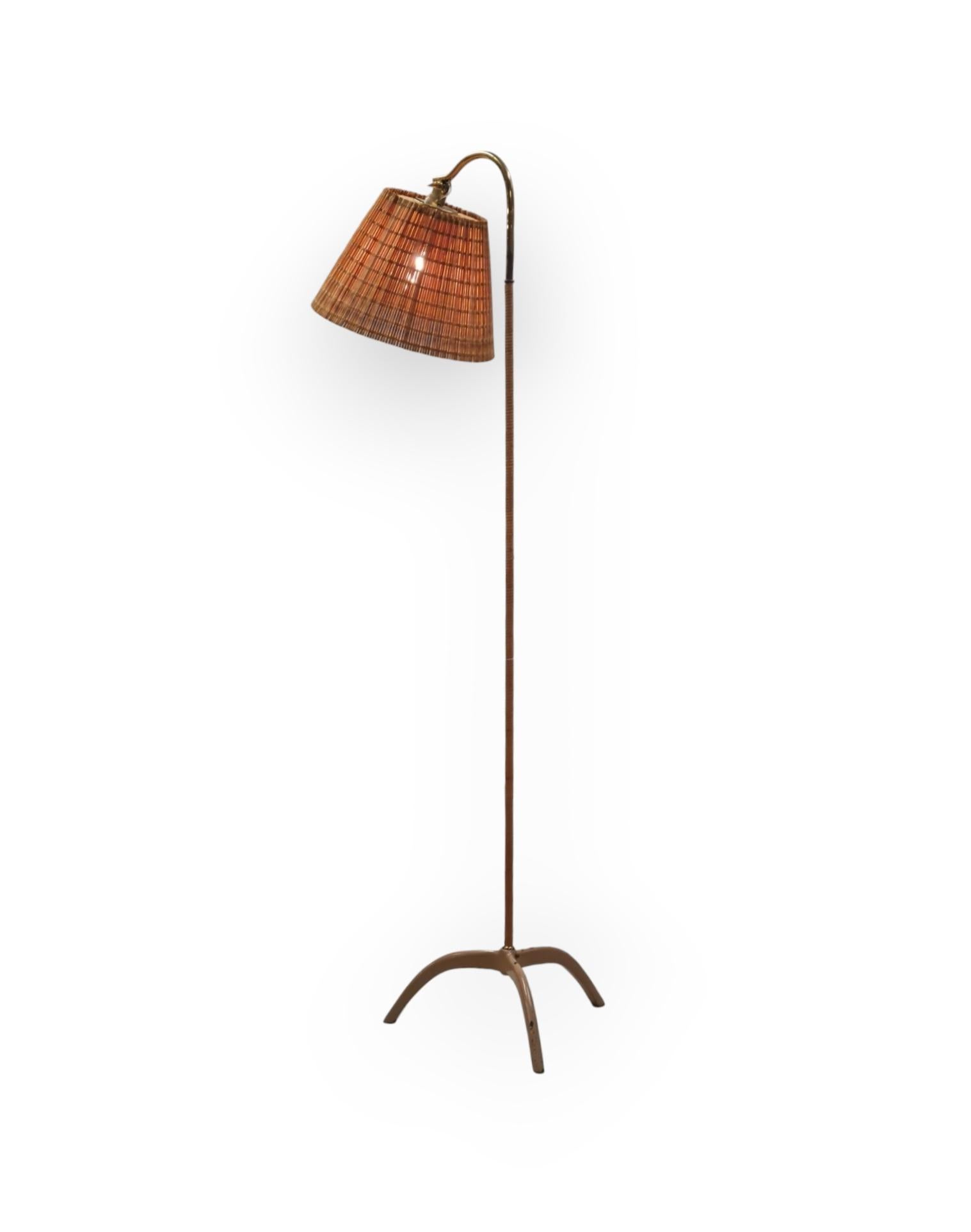 Paavo Tynell Floor Lamp model. 9609, Taito 5