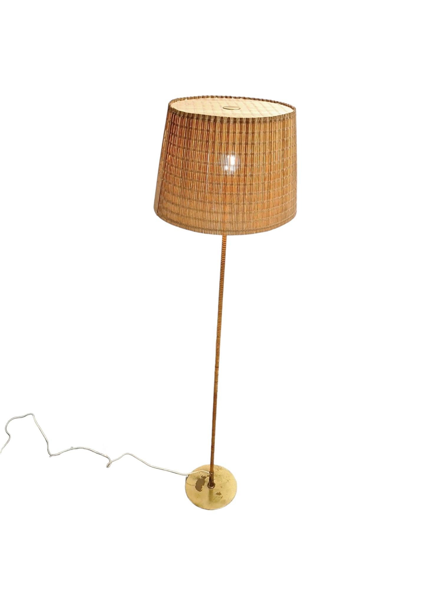 Lampadaire Paavo Tynell modèle 9627, Taito Oy  en vente 3