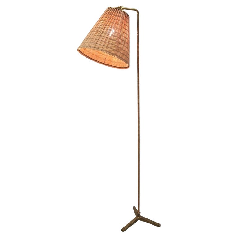 Paavo Tynell for Taito Oy Floor Lamp Model 9631, 1950s, offered by Haddadin Design