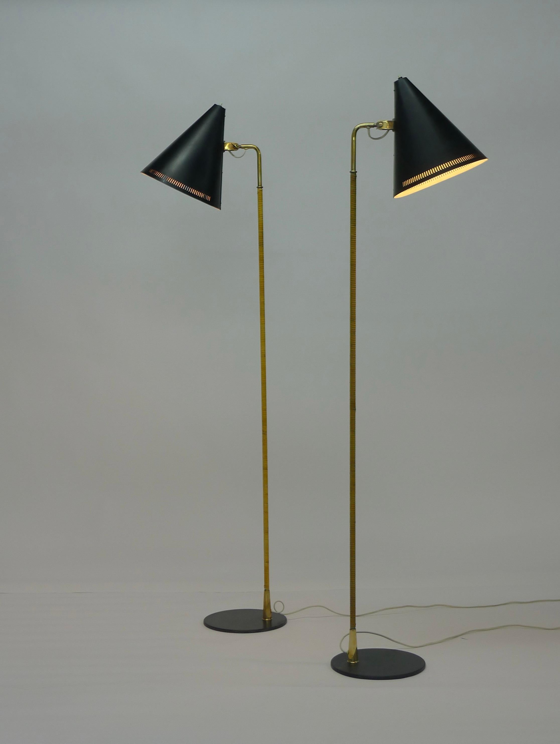 Paavo Tynell Floor Lamp, Model K10-10-10, for Idman, Finland In Good Condition In Wargrave, Berkshire