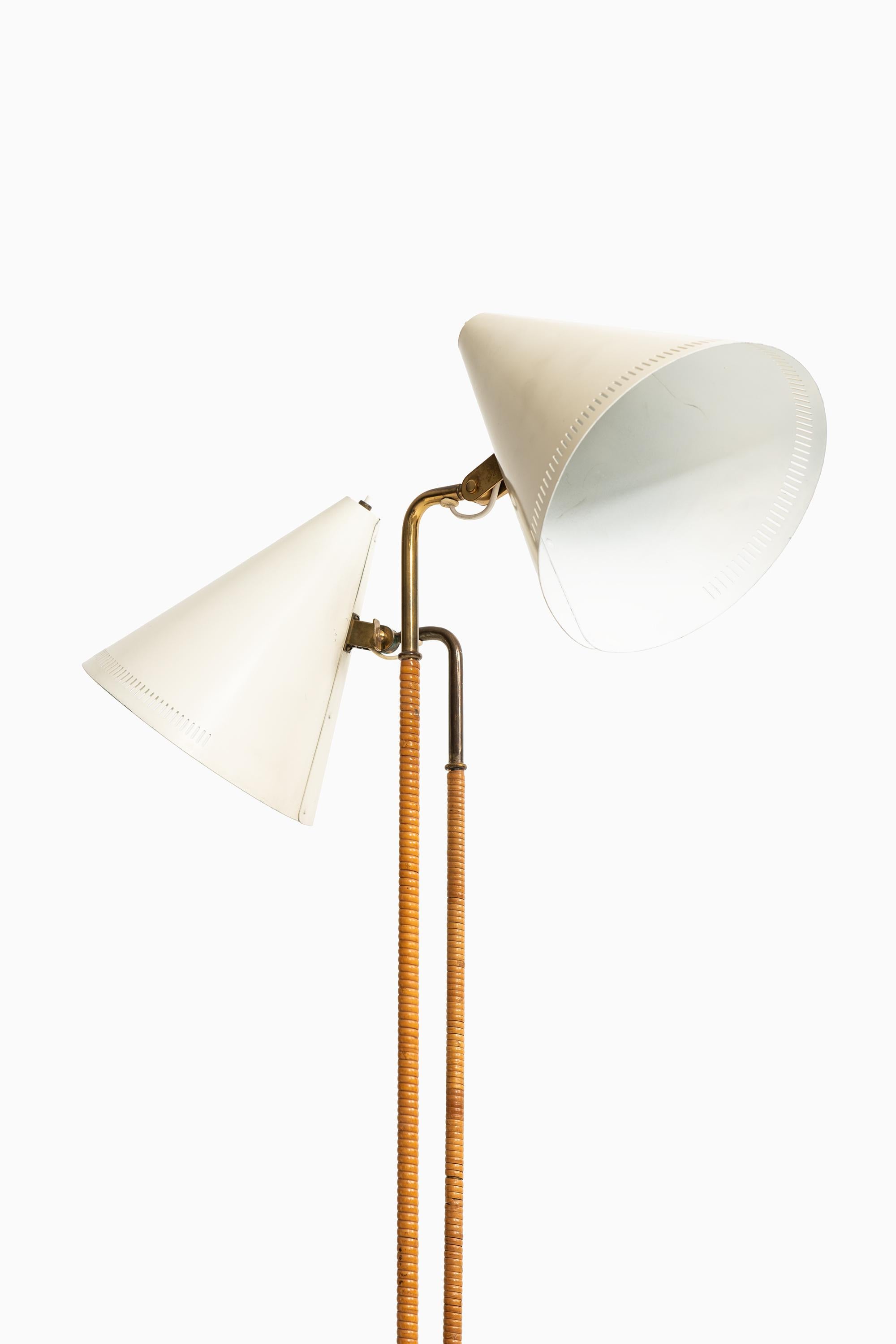 Paavo Tynell Floor Lamp Model K10-10 by Taito Oy in Finland 2