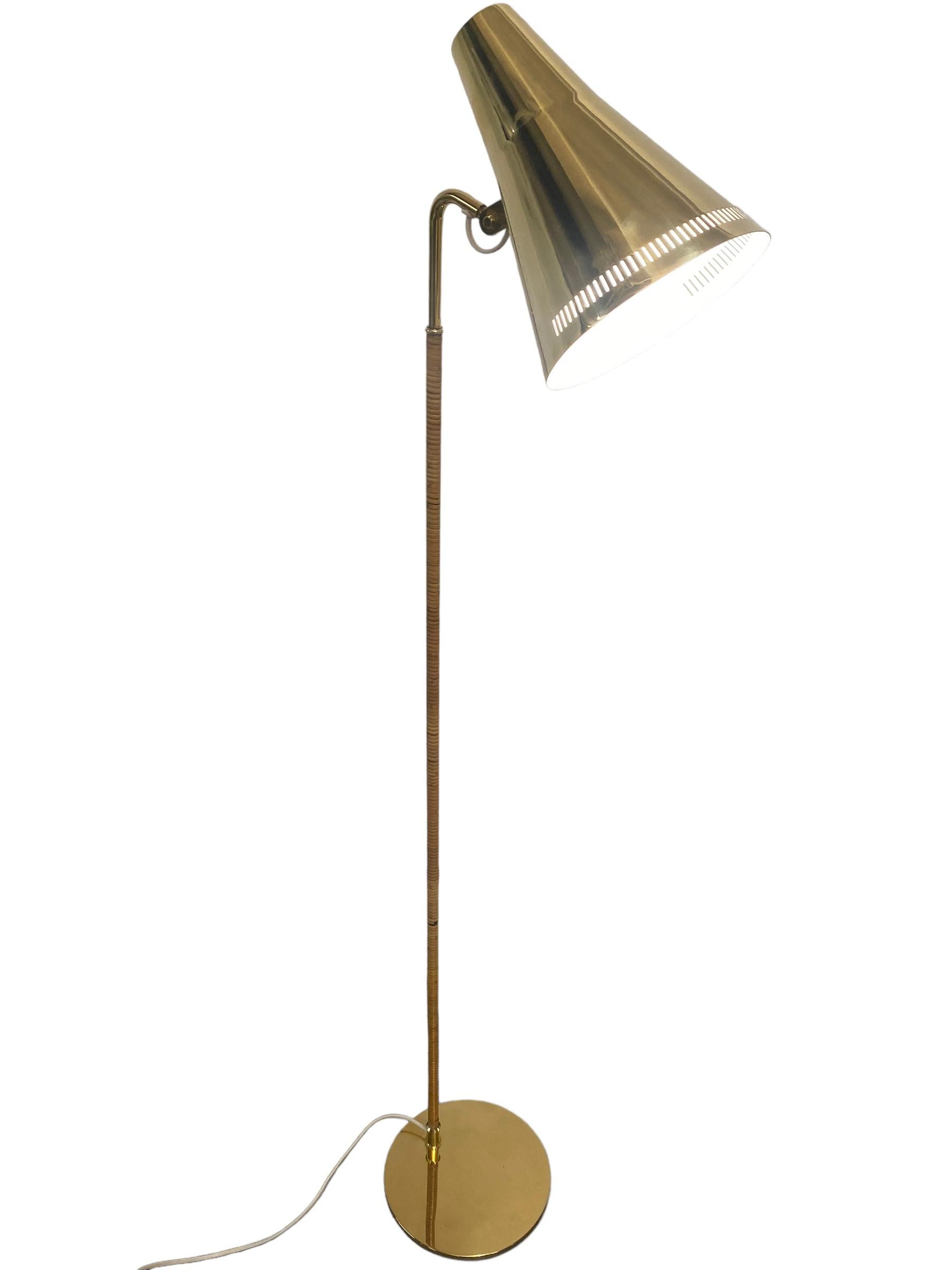 Paavo Tynell Floor Lamp Model K10-9 '9628' by Taito For Sale 2