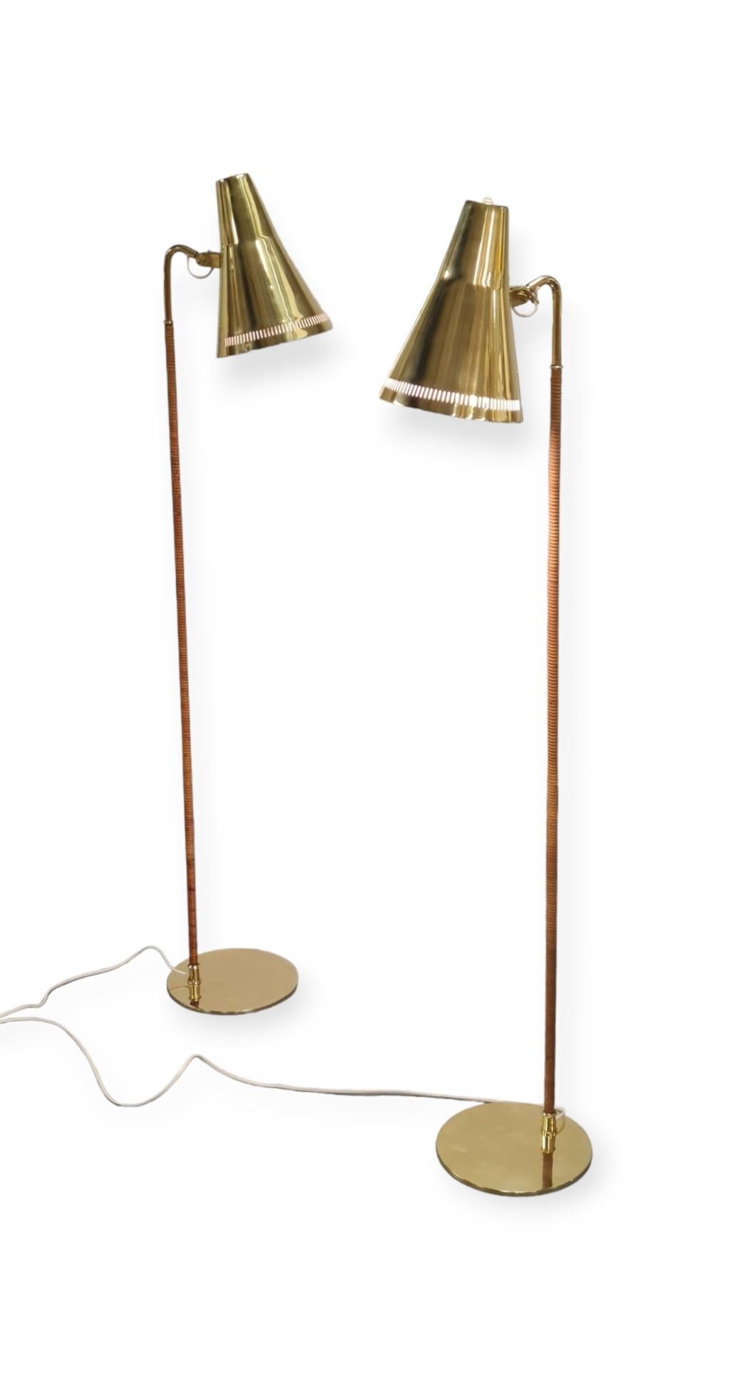 A Pair of Paavo Tynell Floor Lamps Model '9628'  for Taito For Sale 9