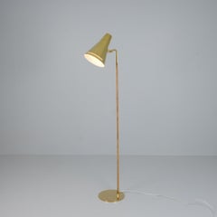 Paavo Tynell Floor Lamp Model K10-9 '9628' in Full Brass & Rattan, Taito 1950s