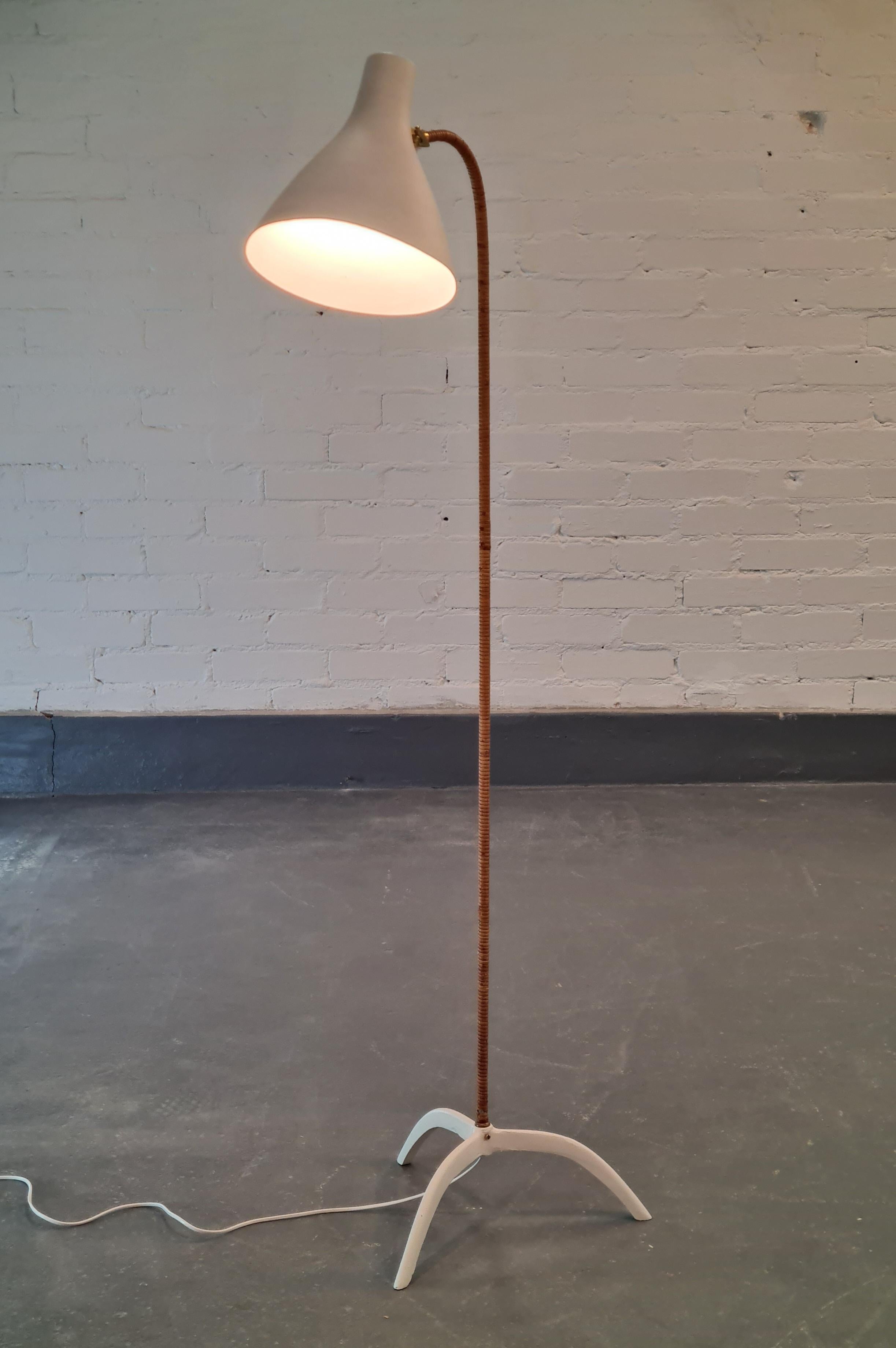 Scandinavian Modern Paavo Tynell Floor Lamp Model No. 9603 For Sale
