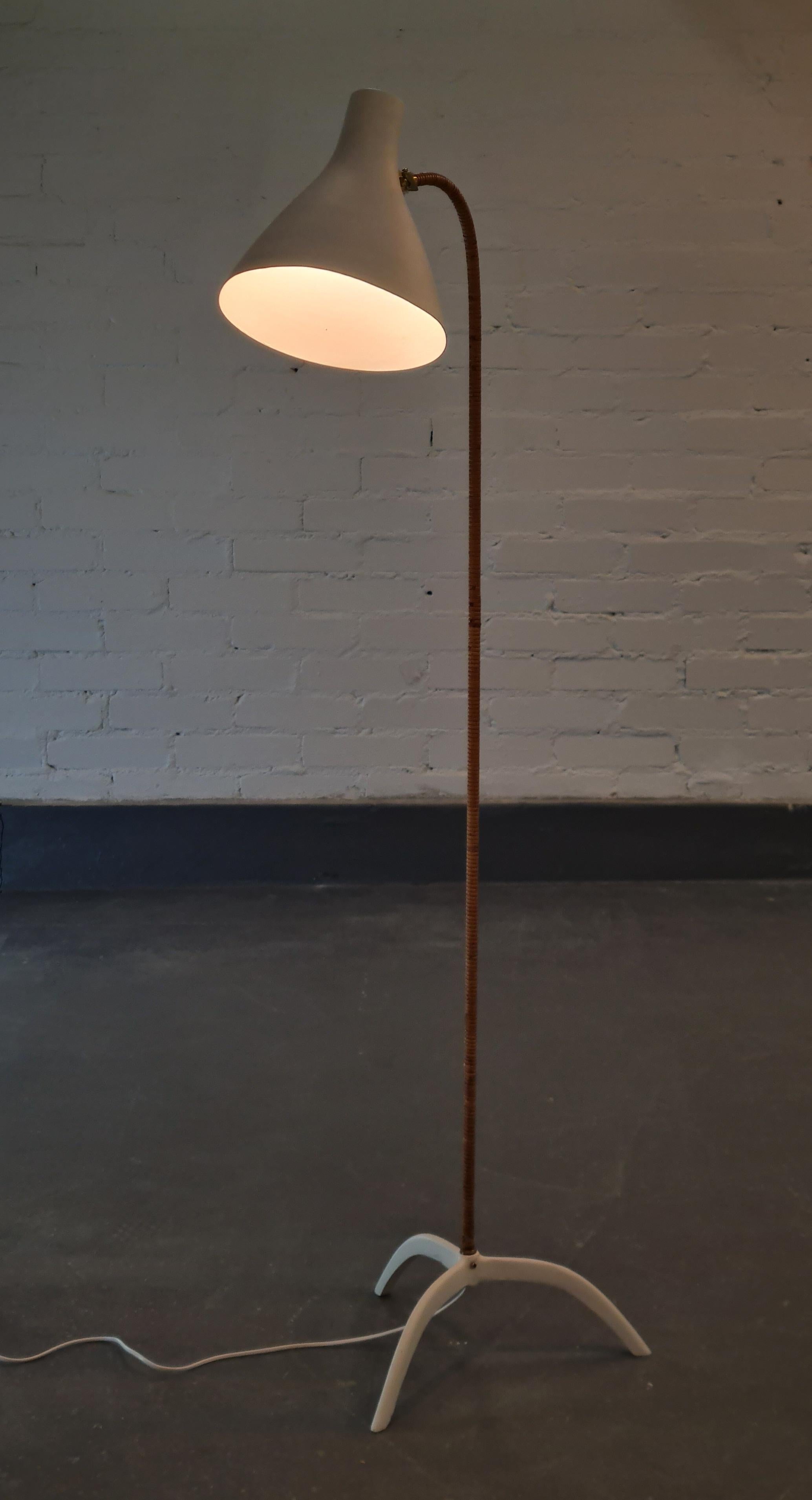 Finnish Paavo Tynell Floor Lamp Model No. 9603 For Sale