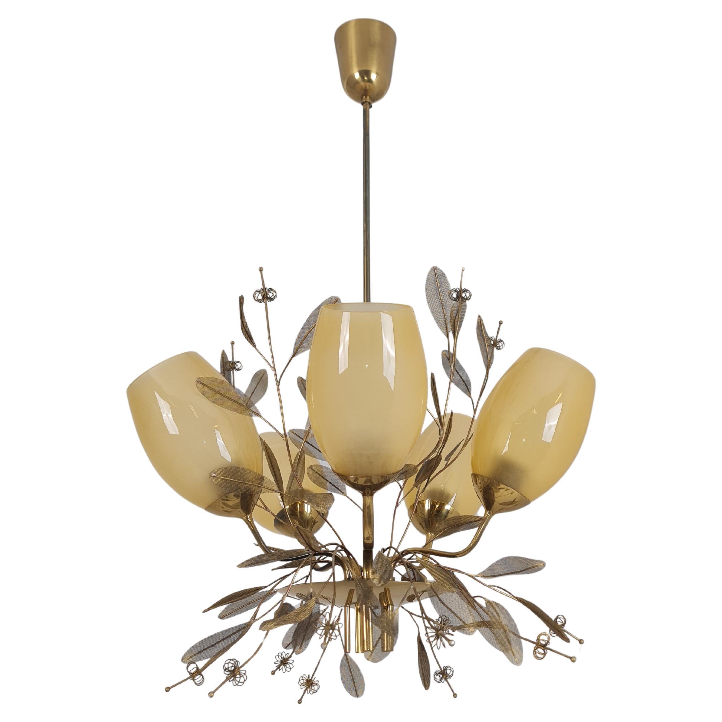 Paavo Tynell, plafonnier Flower Bouquet 9029/5 en laiton et verre, Taito années 1950