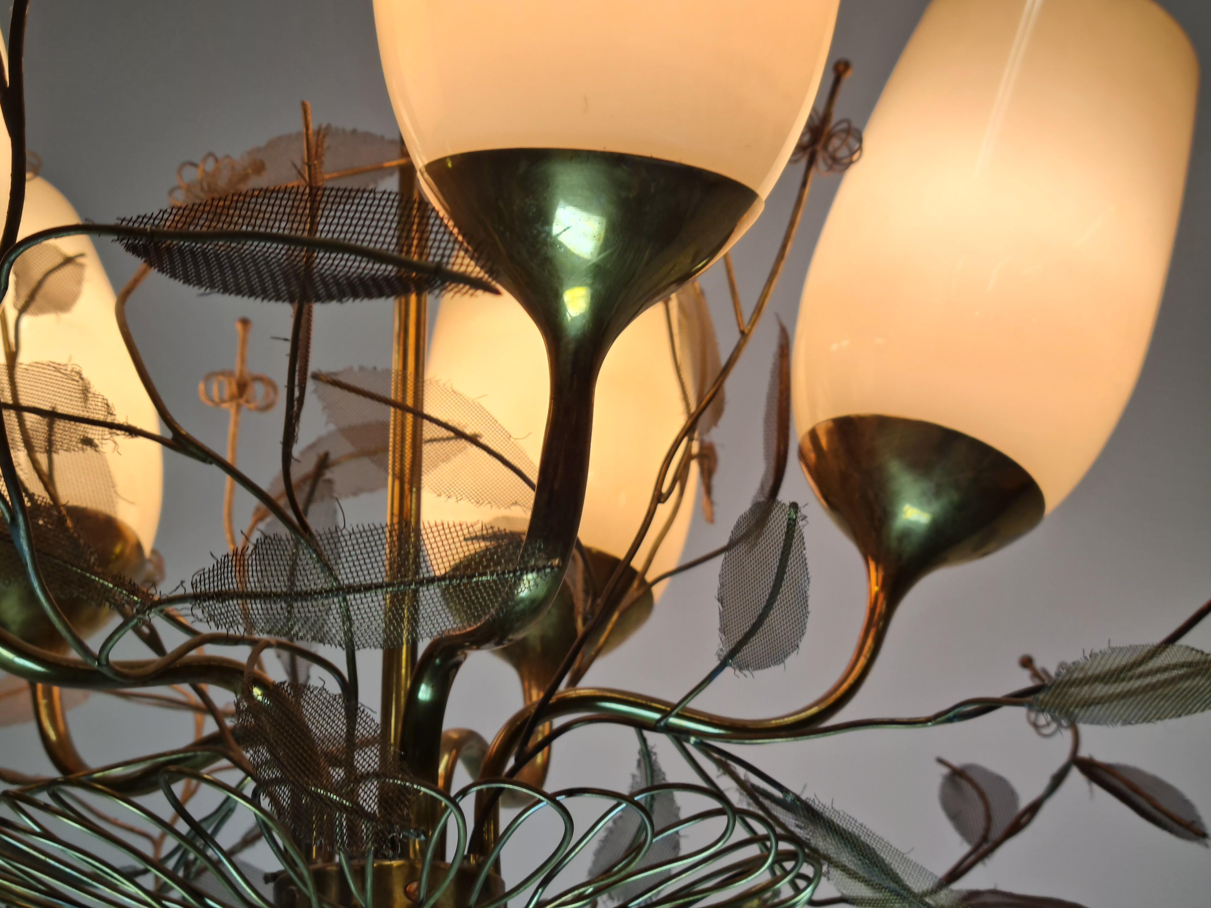 Paavo Tynell Flower Bouquet Chandelier 9029/5 in Brass and Glass, Taito 1950s For Sale 6