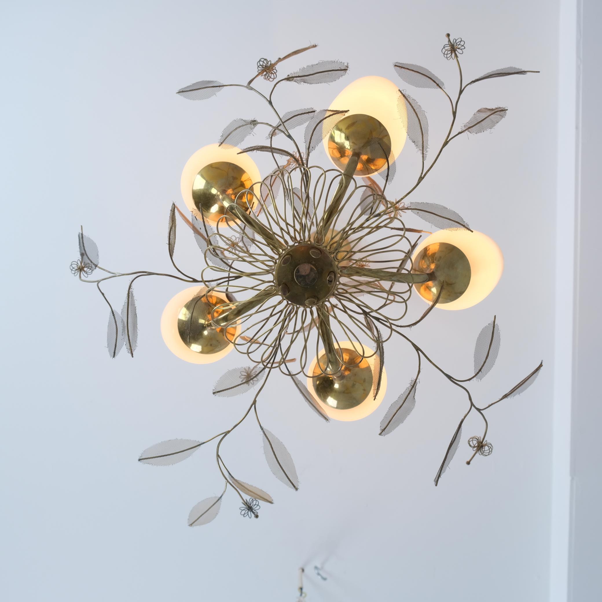 Lustre Paavo Tynell Flower Bouquet 9029/5 en laiton et verre, Taito années 1950 en vente 1