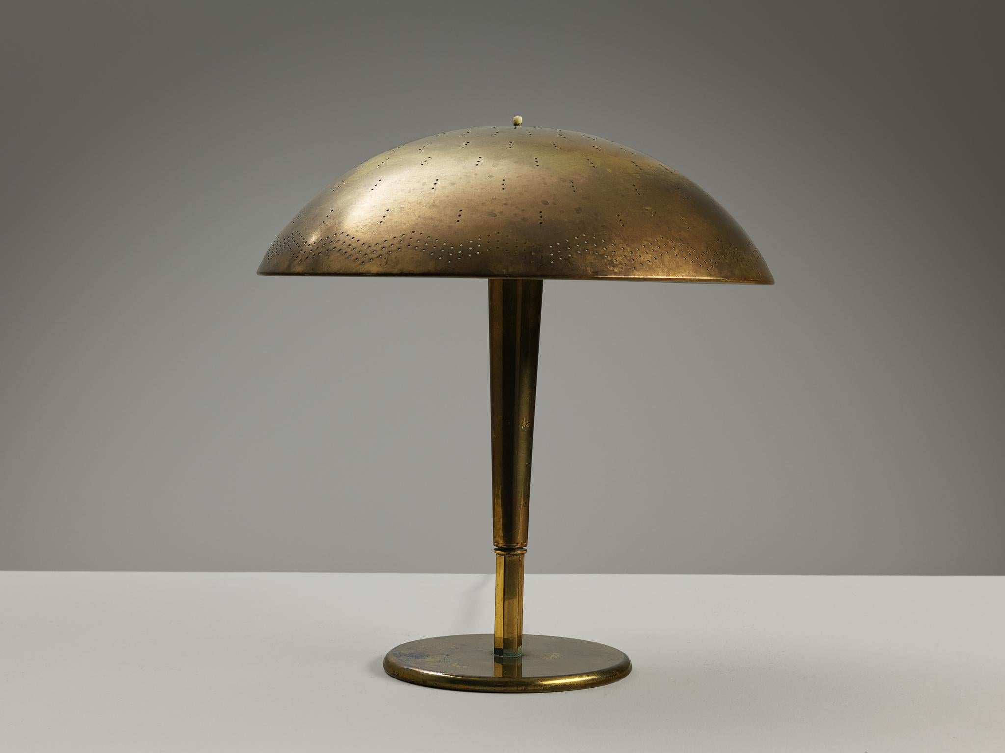 Paavo Tynell for Idman ‘5061’ Table Lamp in Brass  For Sale 4