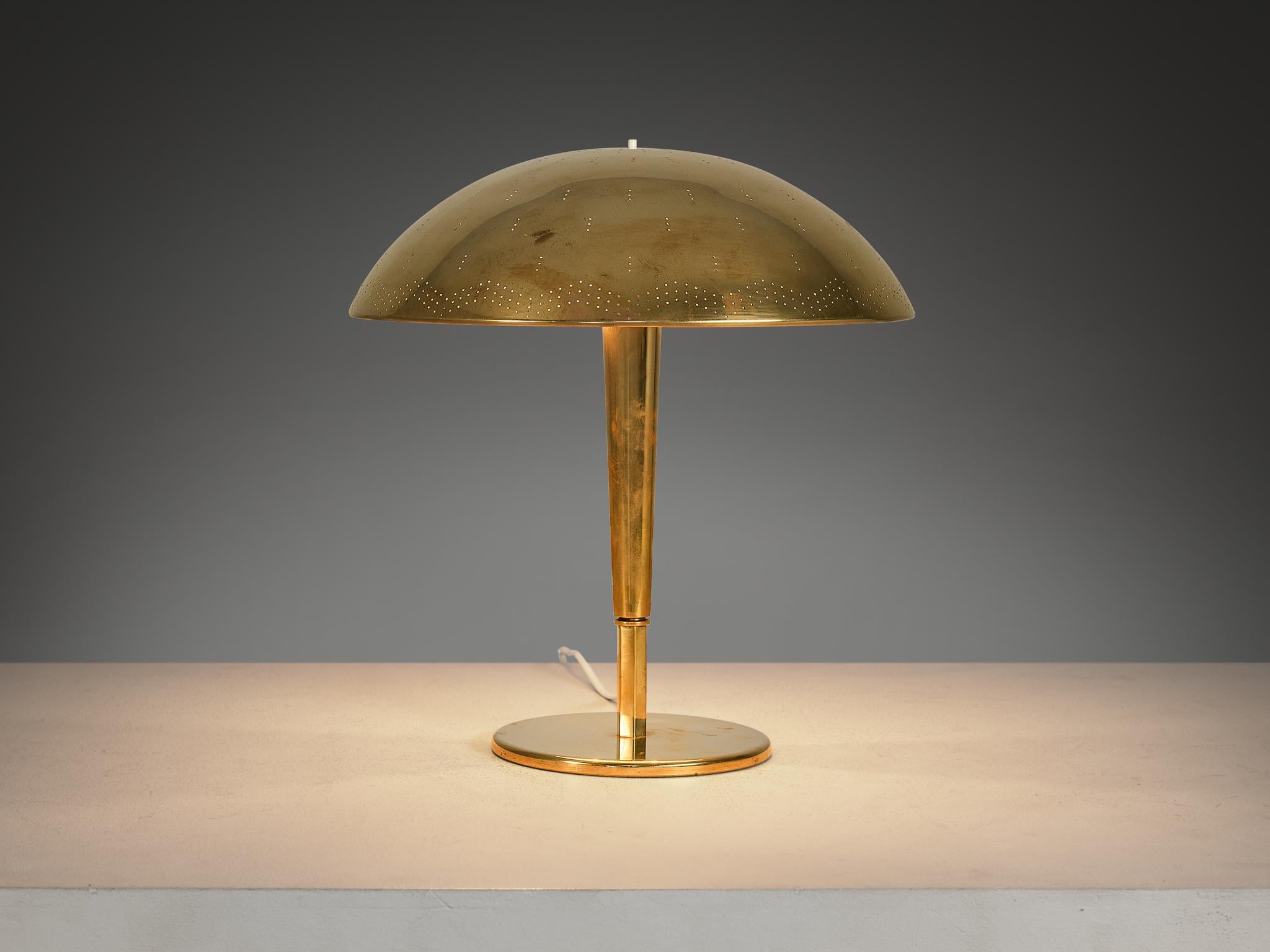 Paavo Tynell for Idman ‘5061’ Table Lamp in Brass In Good Condition In Waalwijk, NL