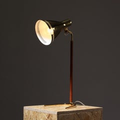 Lampada da tavolo in ottone e pelle '9224' di Paavo Tynell per Idman, Finlandia, anni '50