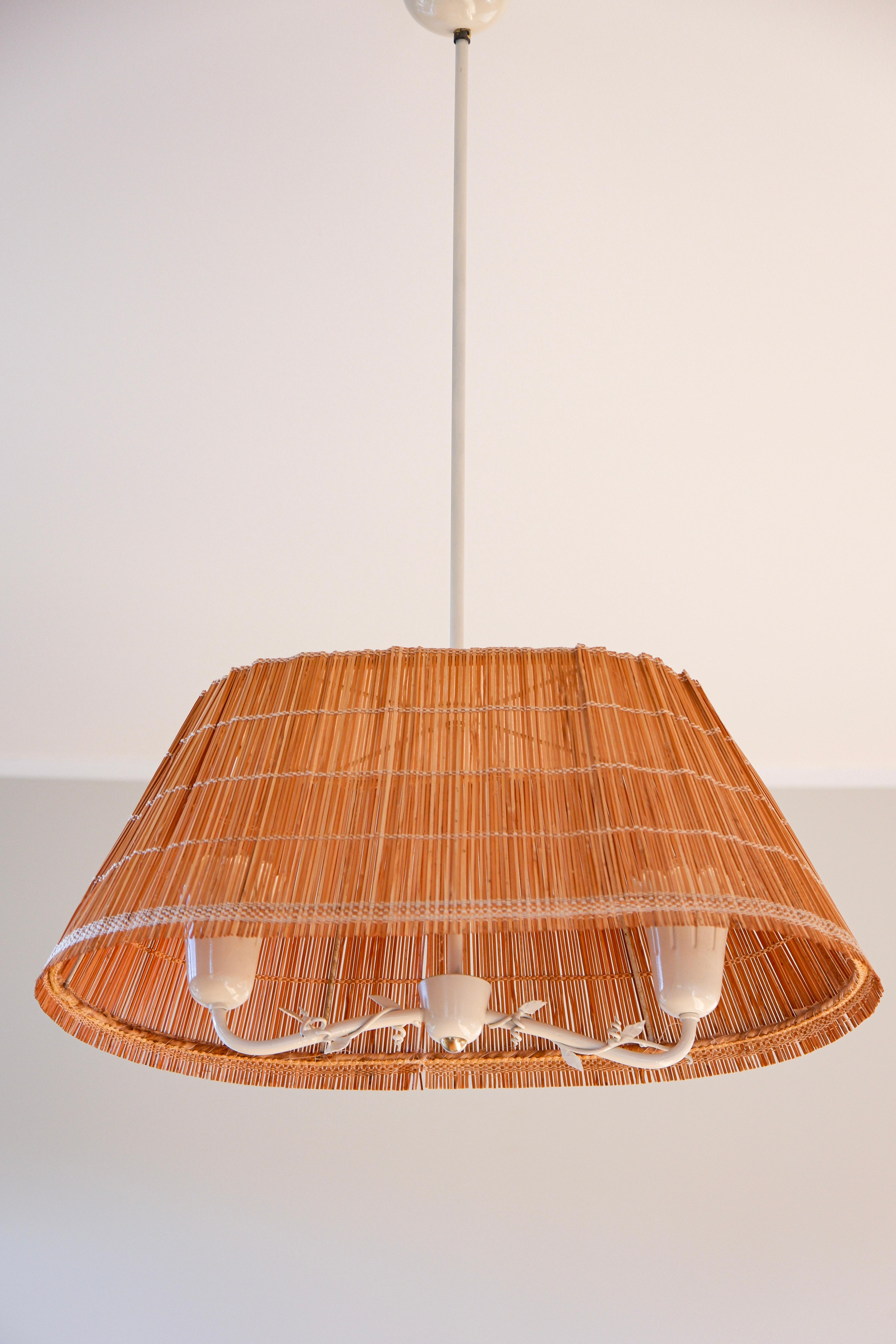 Paavo Tynell, per Idman modello 51096, ferro, ottone e paralume in legno. circa 1940 in vendita 6