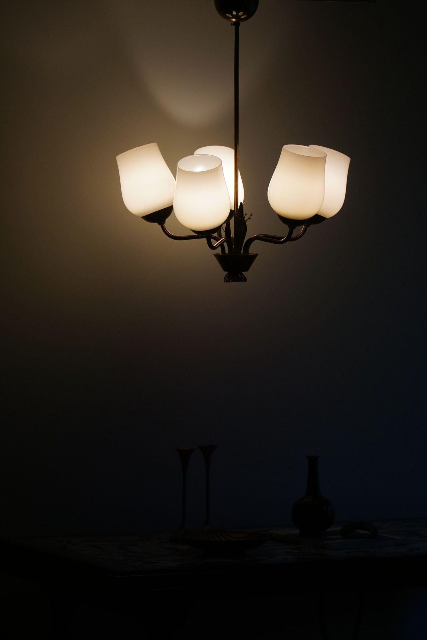 Paavo Tynell for Idman OY, Chandelier in Brass & Glass, 51145, Finland, 1940s 2