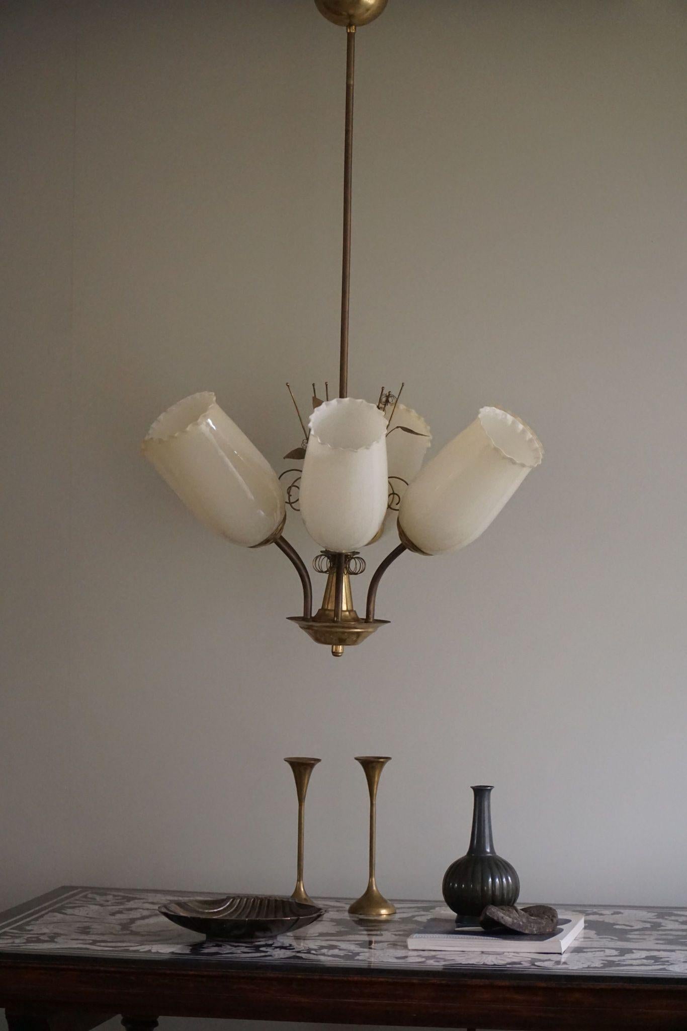 Paavo Tynell for Idman OY, Chandelier in Brass & Glass, Finland, 1940s For Sale 6
