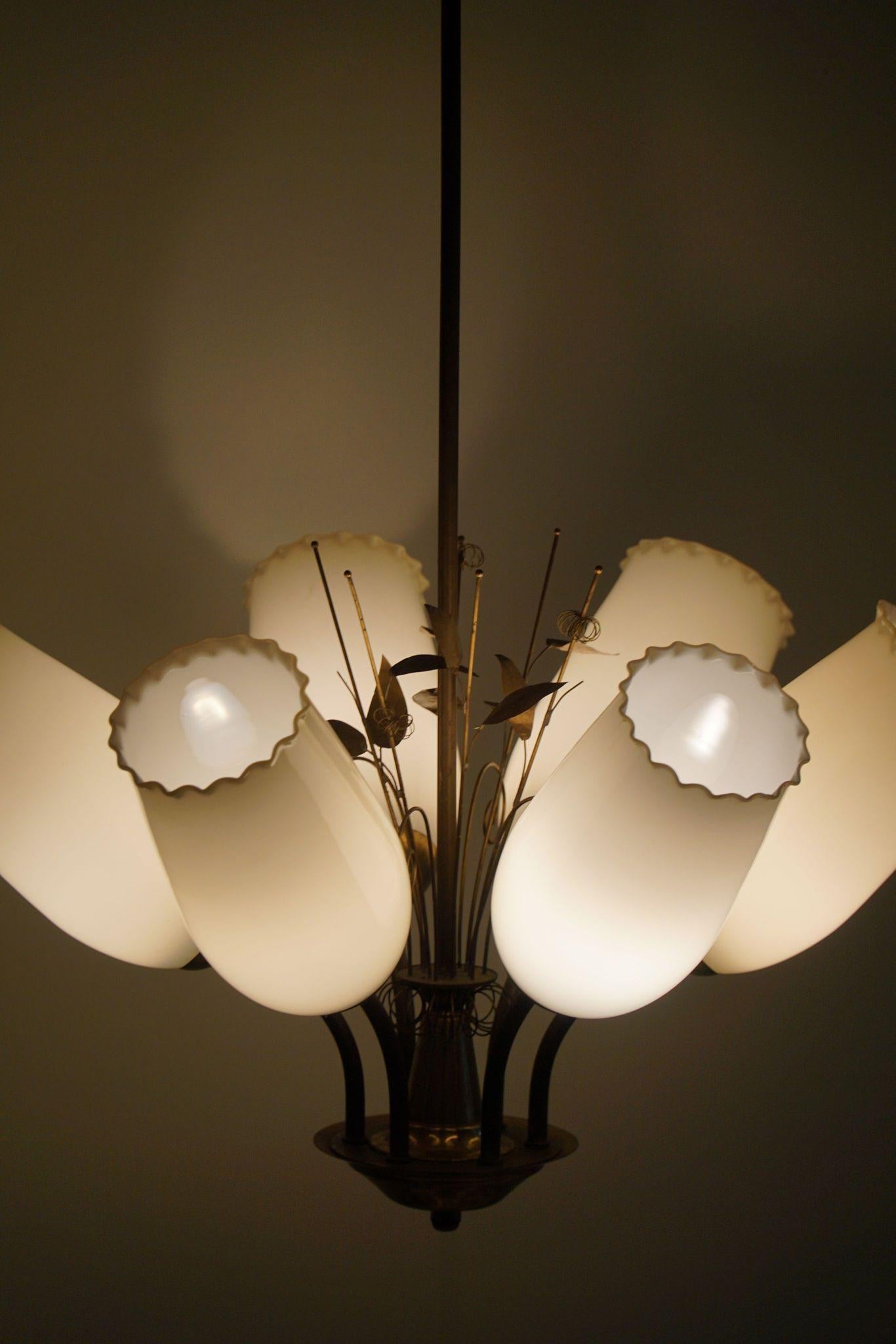 Paavo Tynell for Idman OY, Chandelier in Brass & Glass, Finland, 1940s For Sale 10