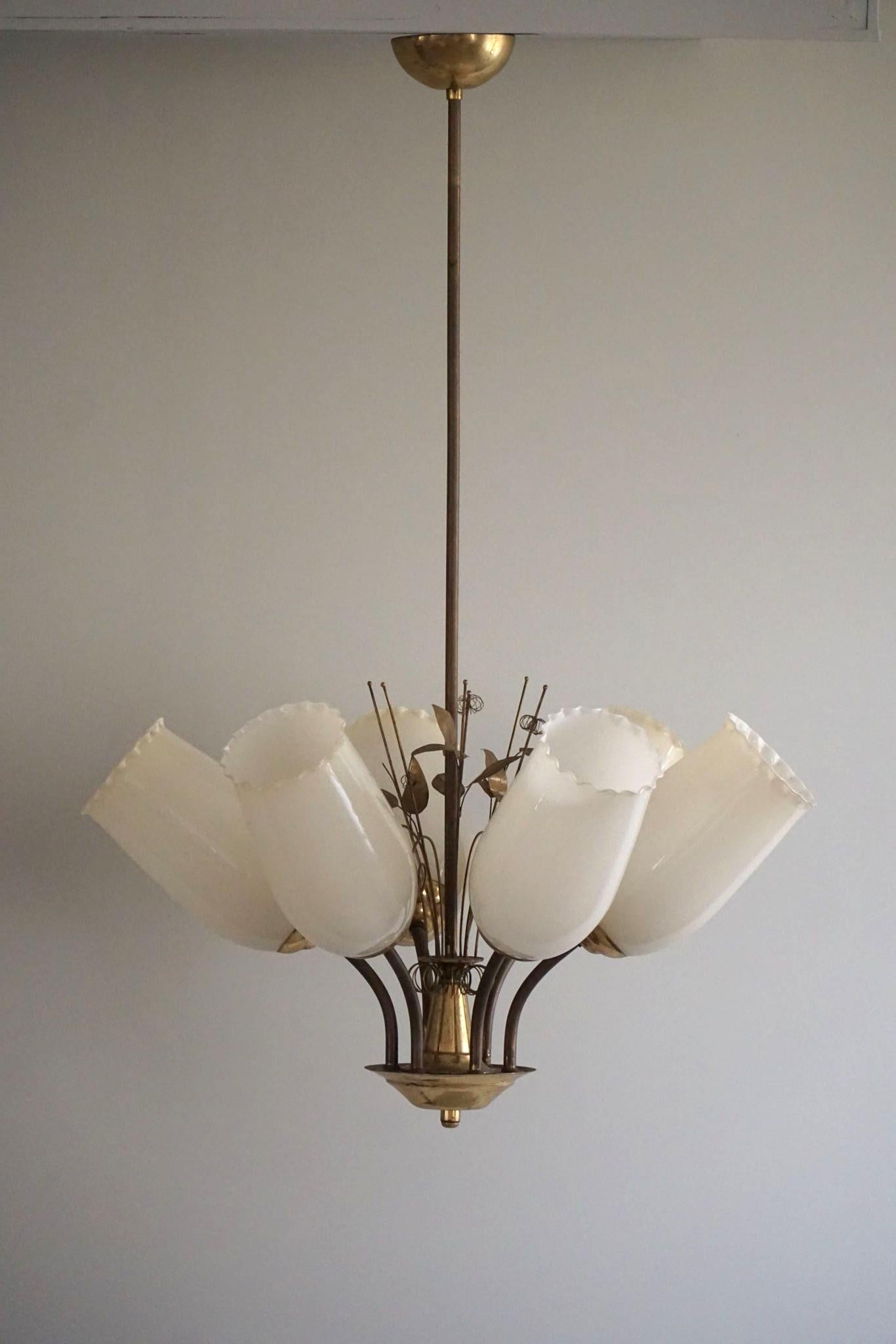 Paavo Tynell for Idman OY, Chandelier in Brass & Glass, Finland, 1940s For Sale 11
