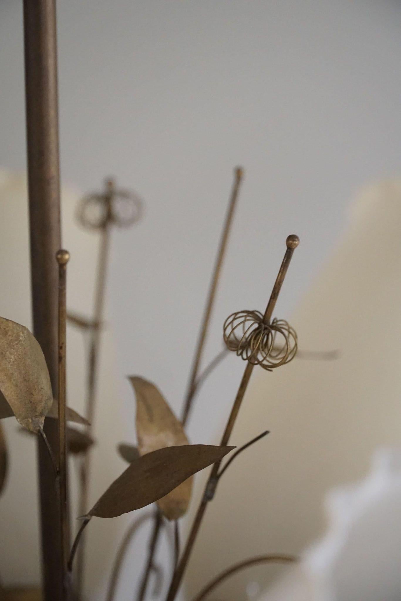 Paavo Tynell for Idman OY, Chandelier in Brass & Glass, Finland, 1940s In Good Condition For Sale In Odense, DK
