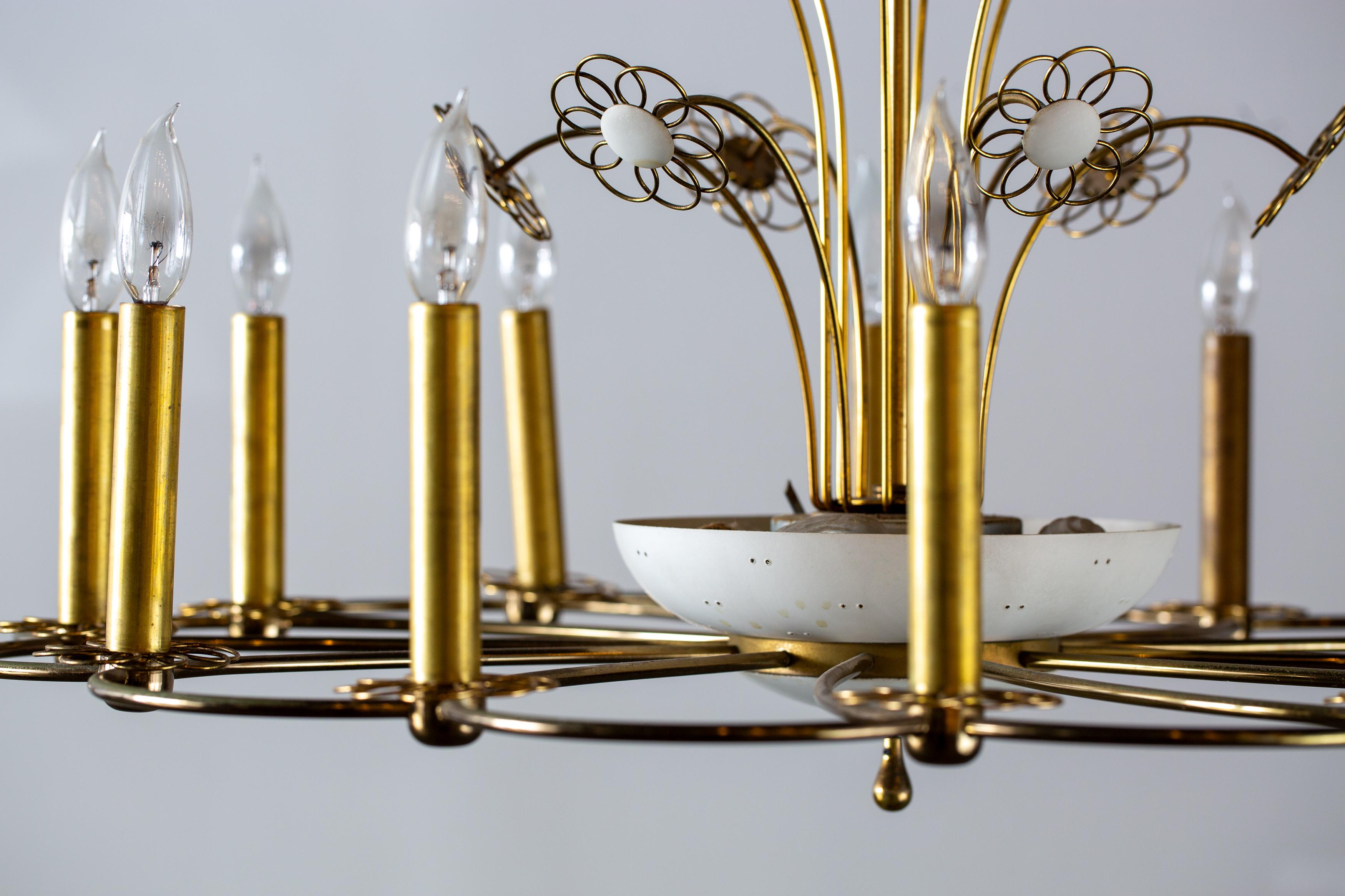 Brass Paavo Tynell for Lightolier Chandelier flower accents candelabra 1960s mcm For Sale