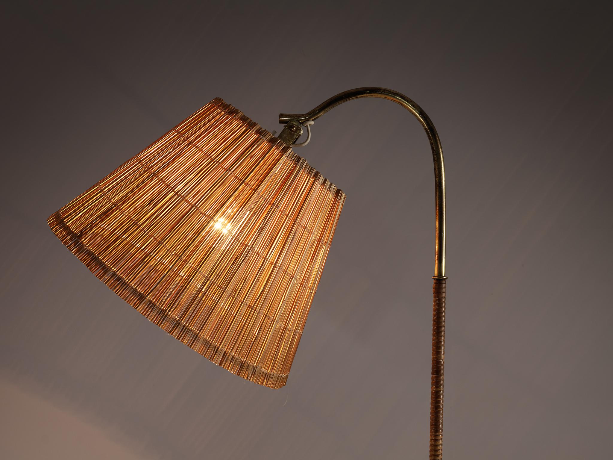 Paavo Tynell for Taito Floor Lamp in Brass and Cane In Good Condition In Waalwijk, NL