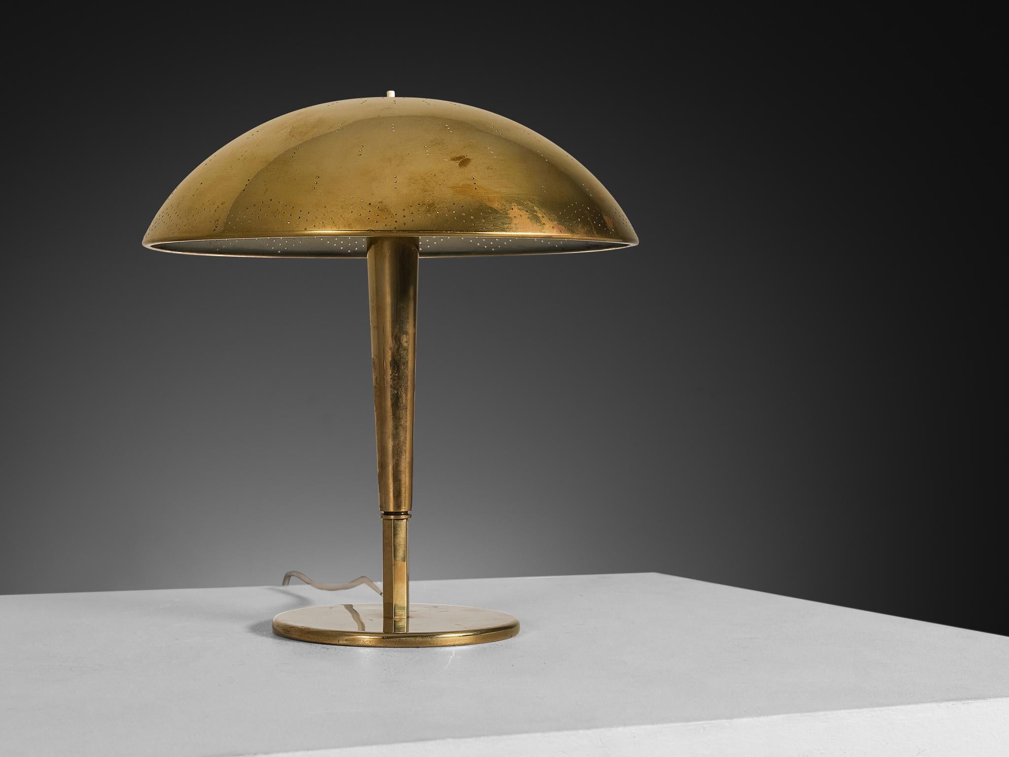 Paavo Tynell pour Taito Oy Lampe à poser '5061' en laiton en vente 2