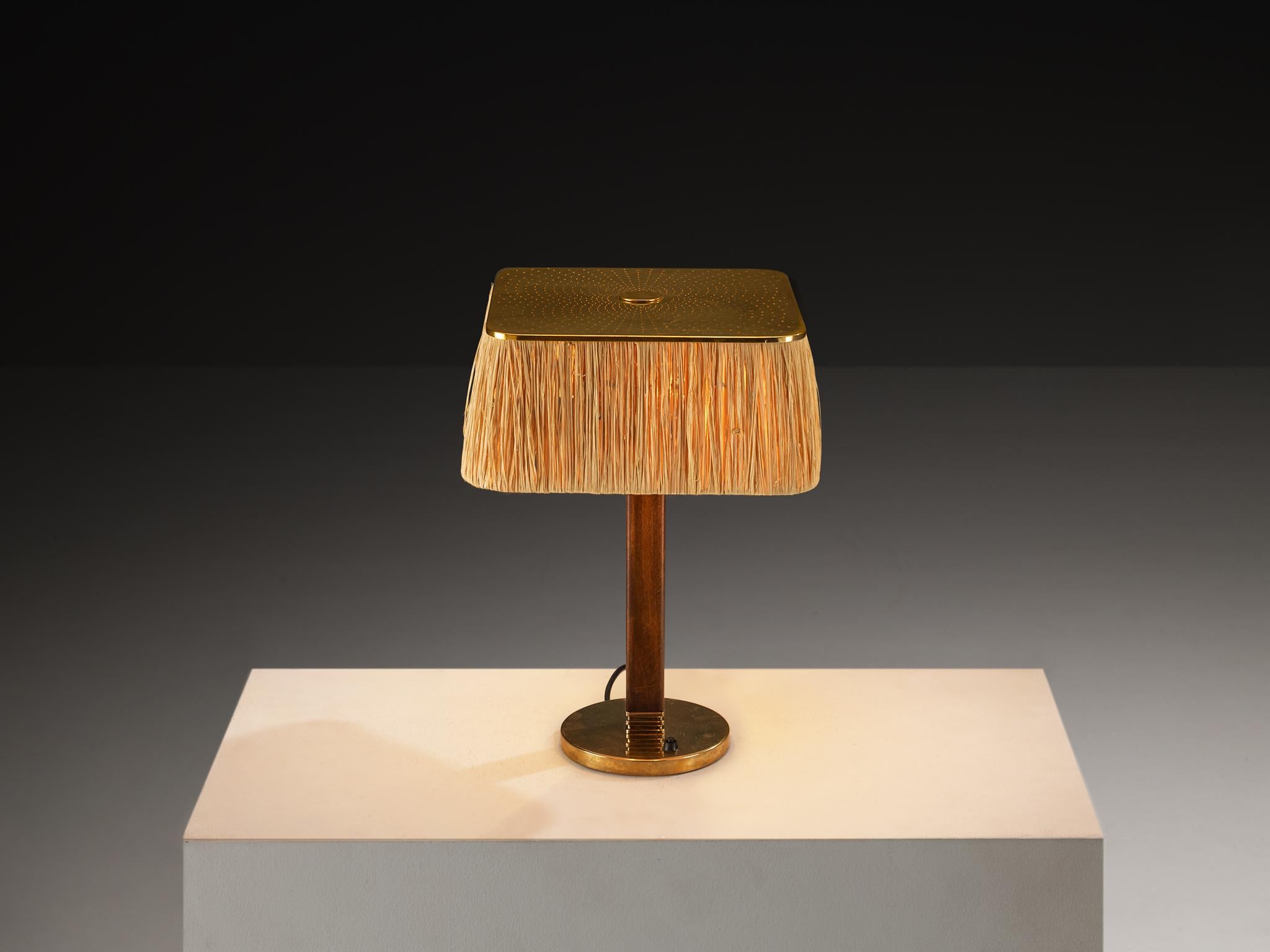 Paavo Tynell pour Taito Oy Lampe de table '5066' en laiton perforé et paille Bon état - En vente à Waalwijk, NL