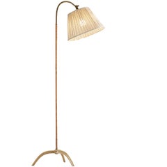 Paavo Tynell for Taito Oy '9609' Floor Lamp in Brass and Cane