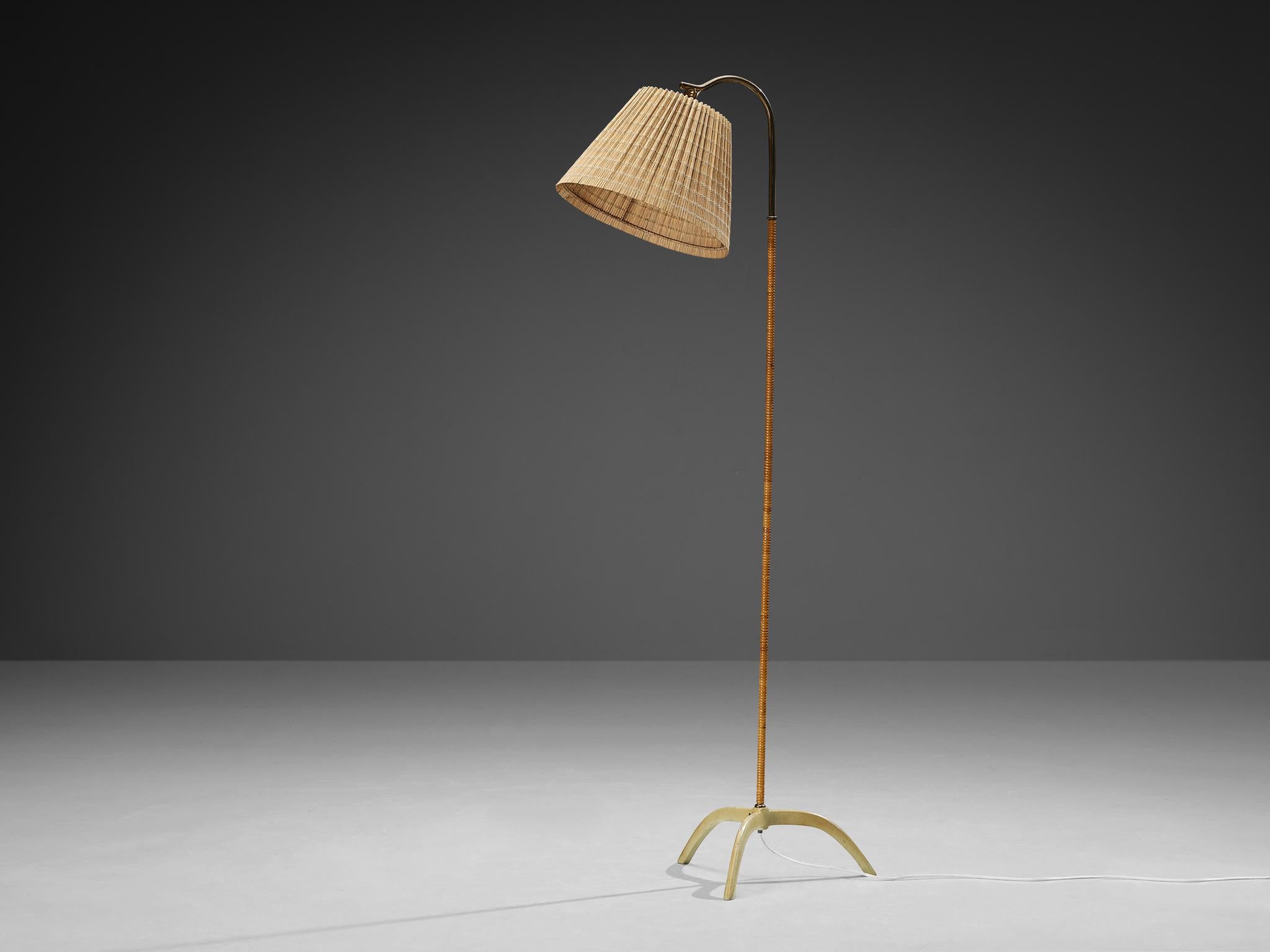Paavo Tynell for Taito Oy '9609' Floor Lamp in Cane and Brass For Sale 2