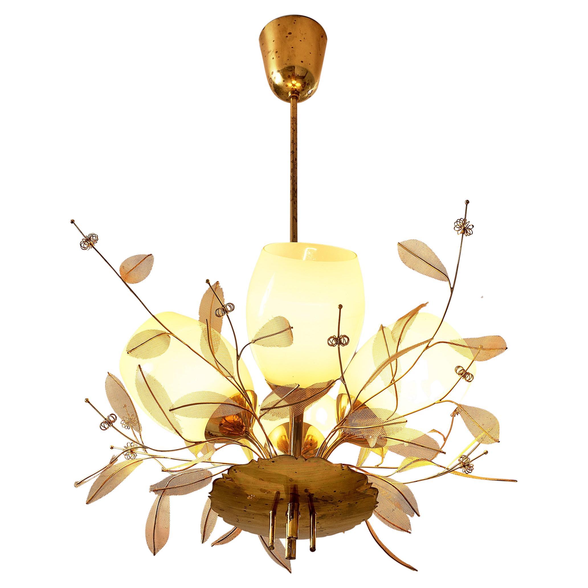 Paavo Tynell for Taito Oy 'Concerto' Chandelier in Brass and Amber Glass  For Sale
